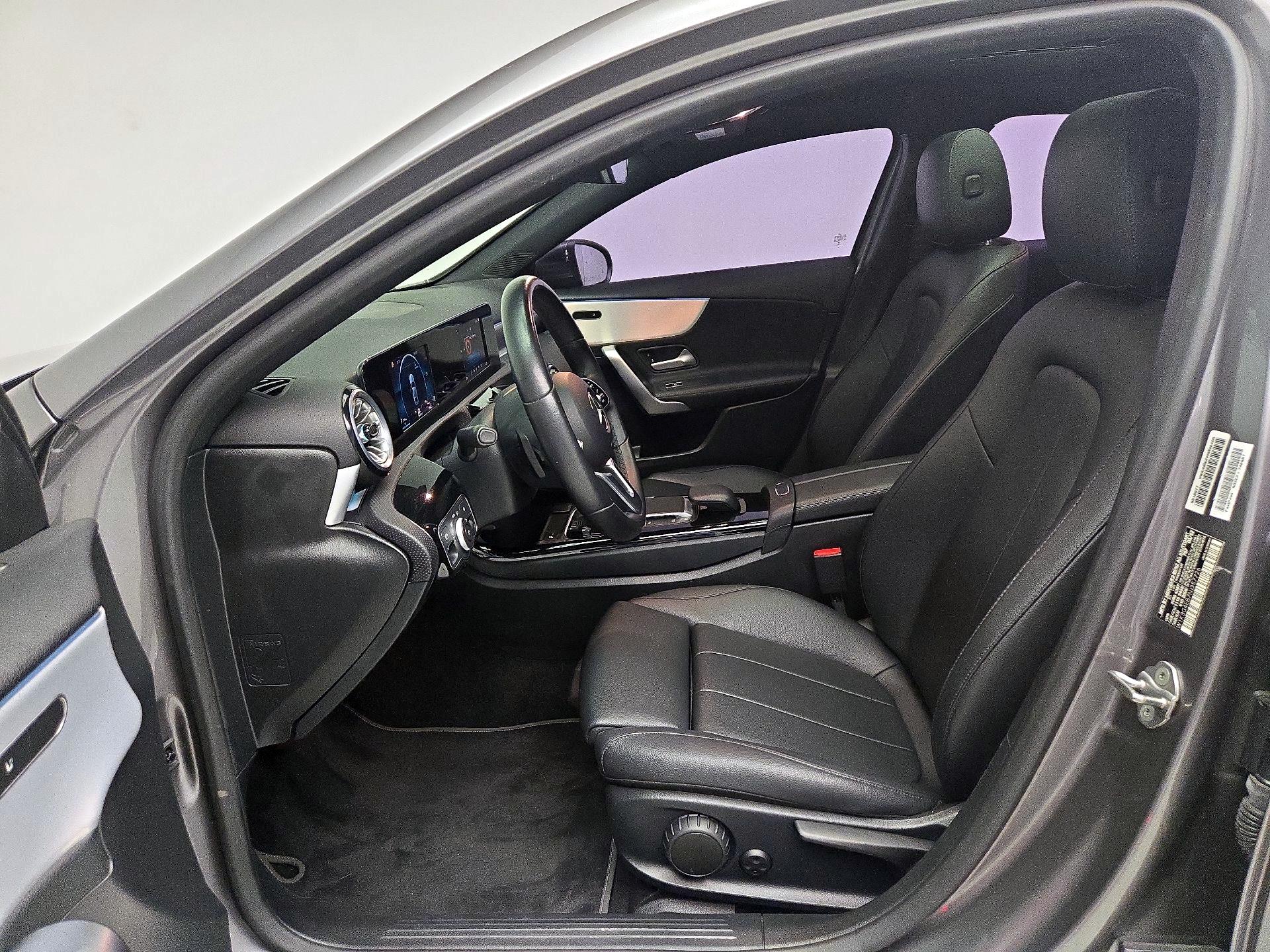 Thumbnail: 2022 Mercedes-Benz A-Class - 11