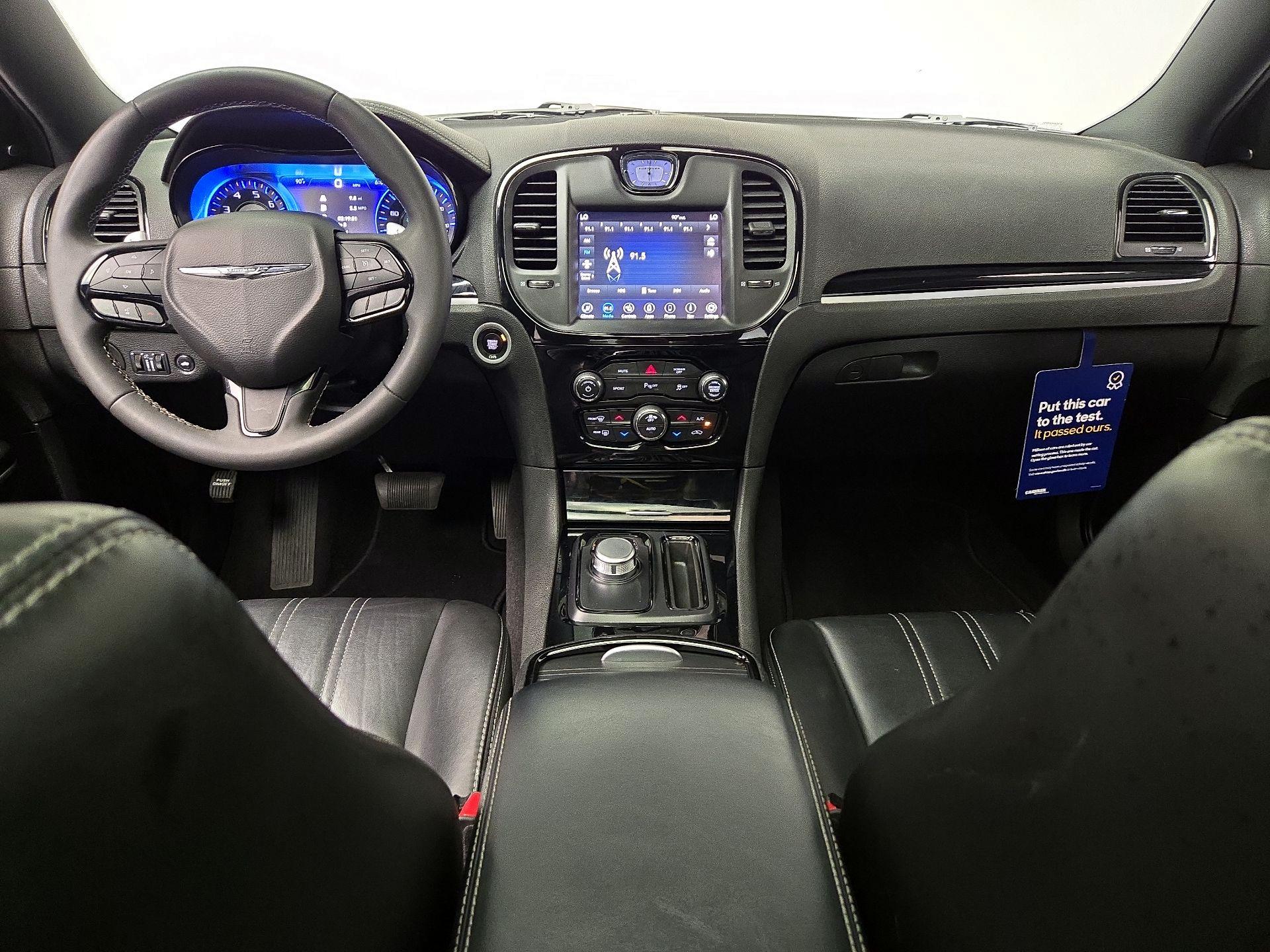 Thumbnail: 2023 Chrysler 300 - 9