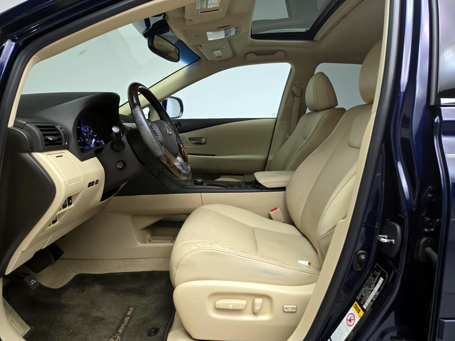 Thumbnail: 2015 Lexus RX - 11