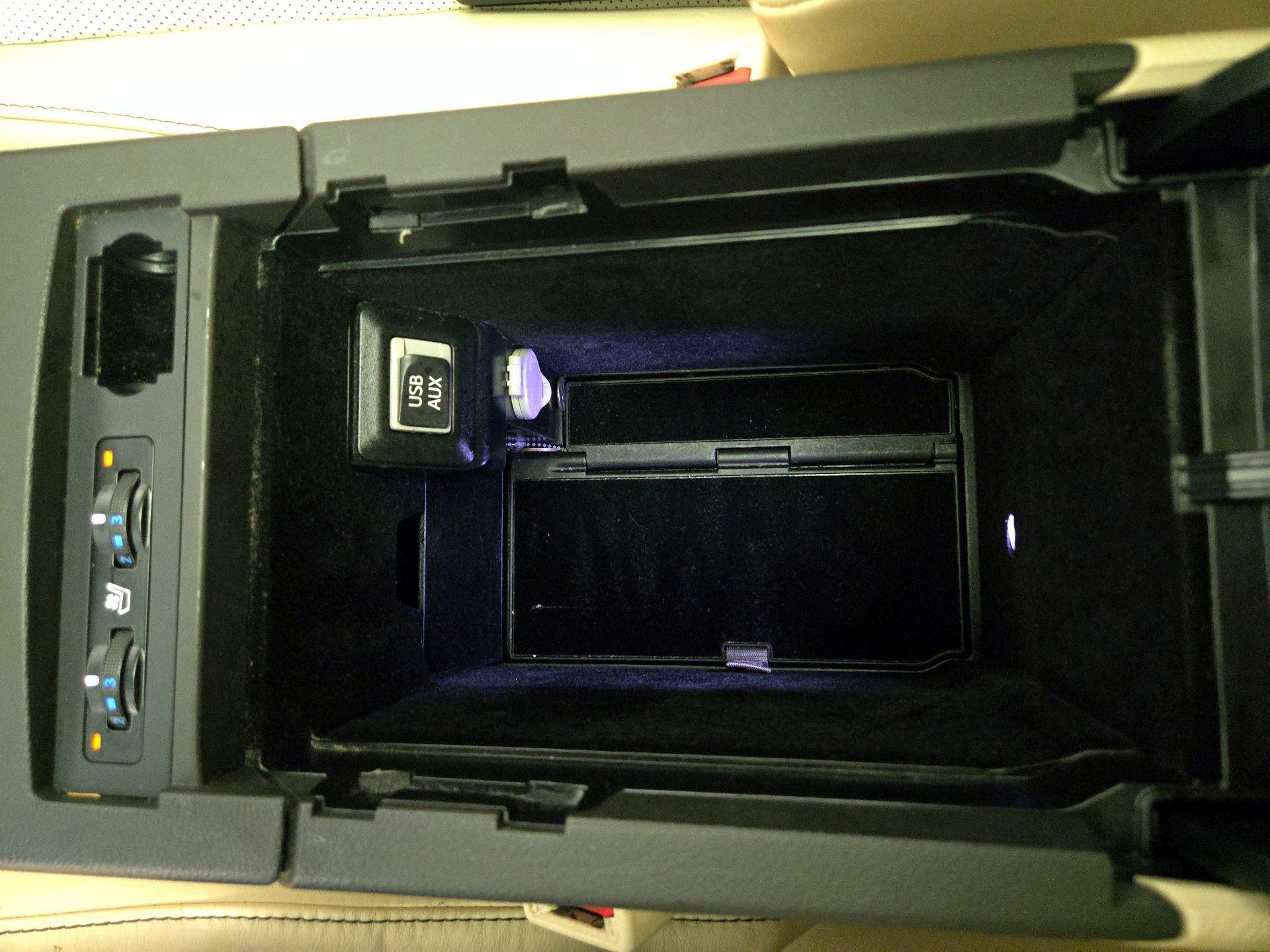 Thumbnail: 2015 Lexus RX - 18