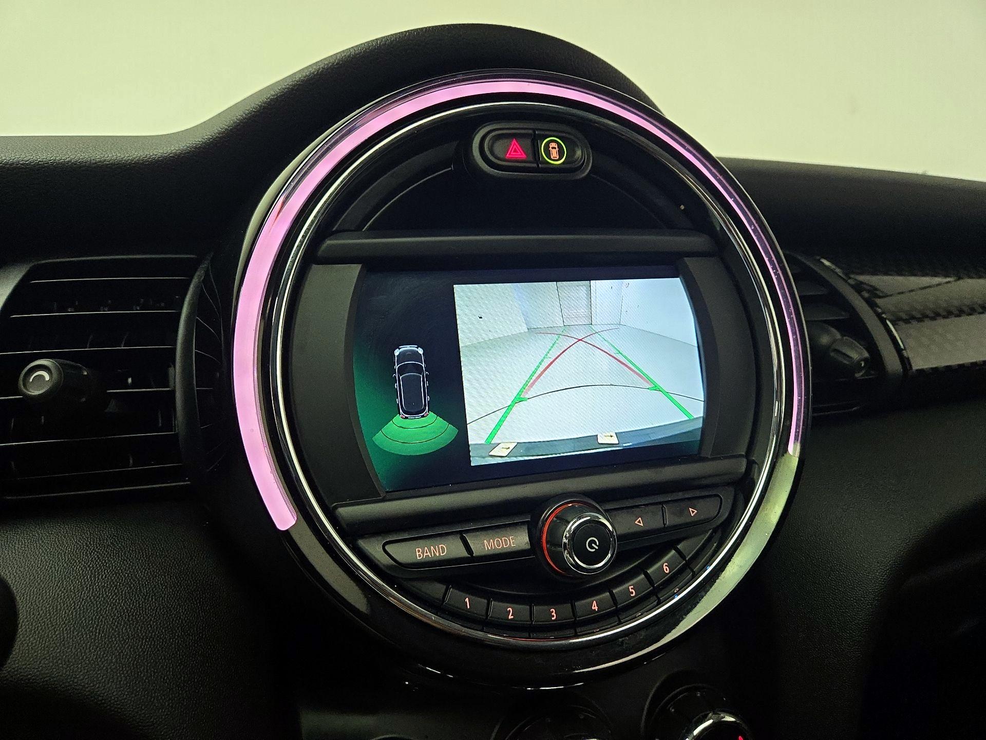 Thumbnail: 2020 MINI Cooper Hardtop - 14