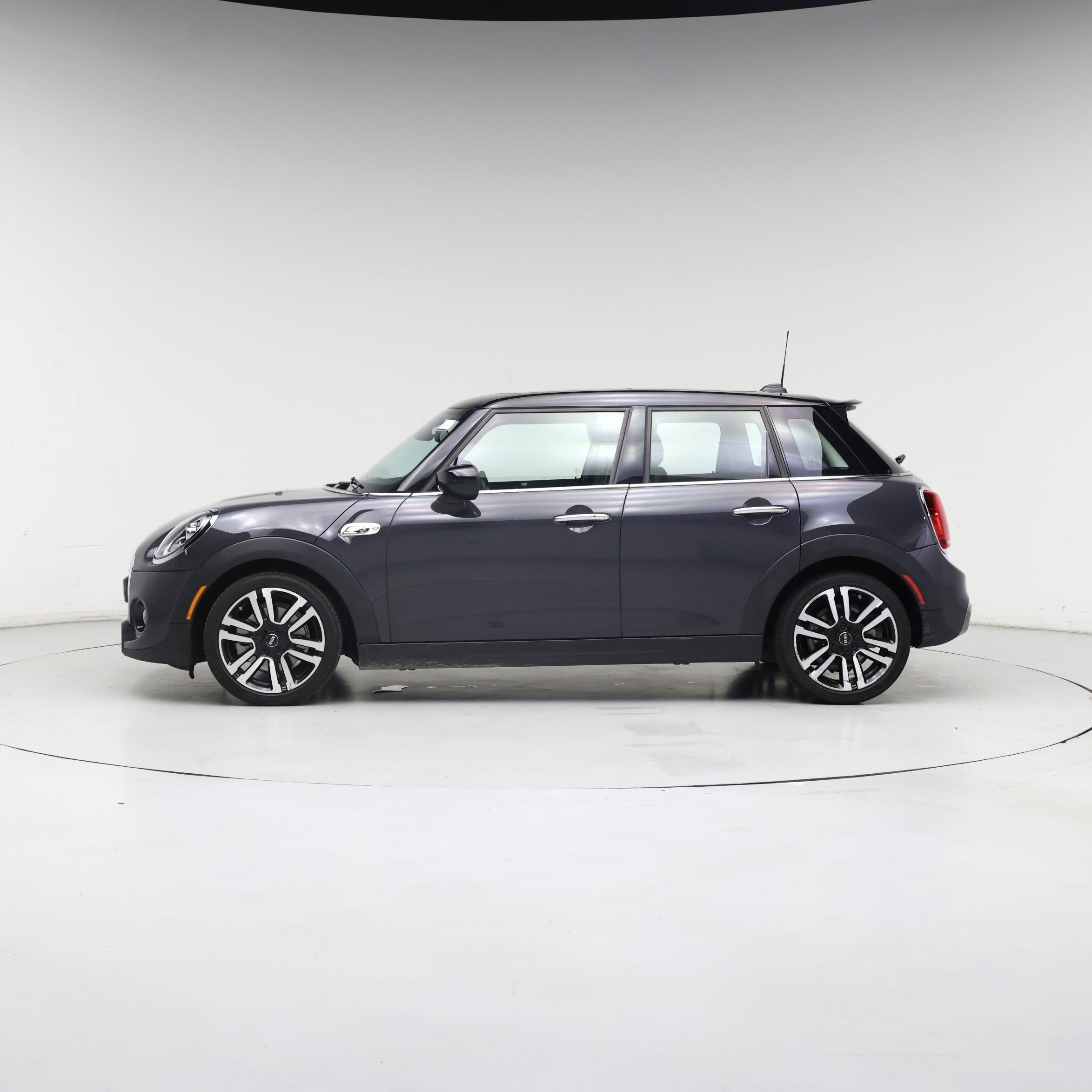Thumbnail: 2020 MINI Cooper Hardtop - 3