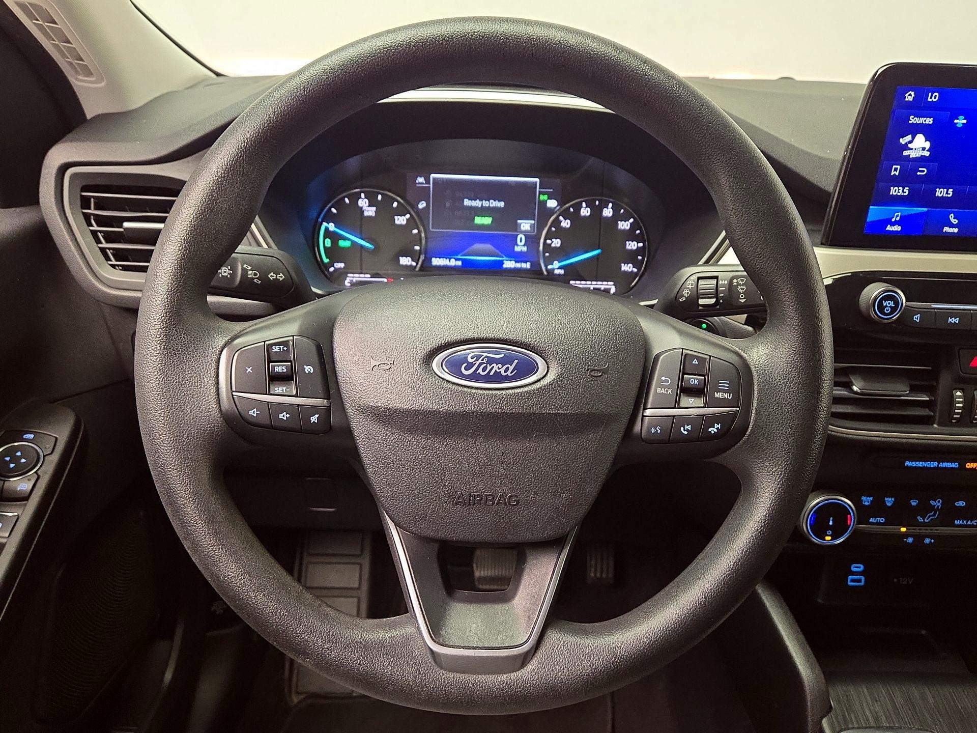 Thumbnail: 2022 Ford Escape - 10