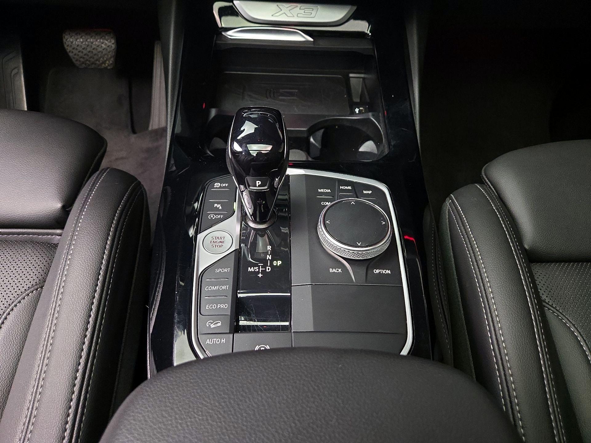 Thumbnail: 2024 BMW X3 - 18