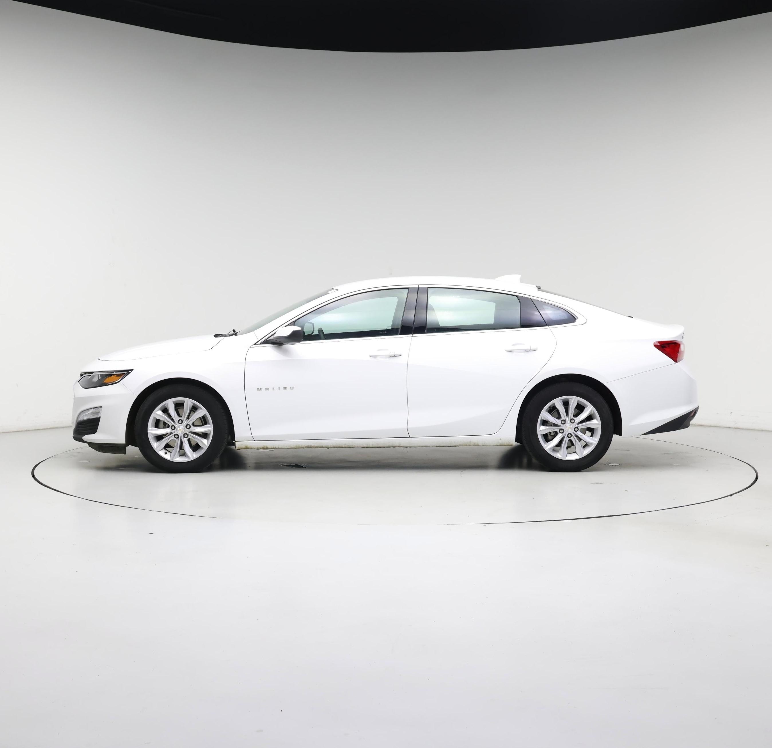 Thumbnail: 2023 Chevrolet Malibu - 3