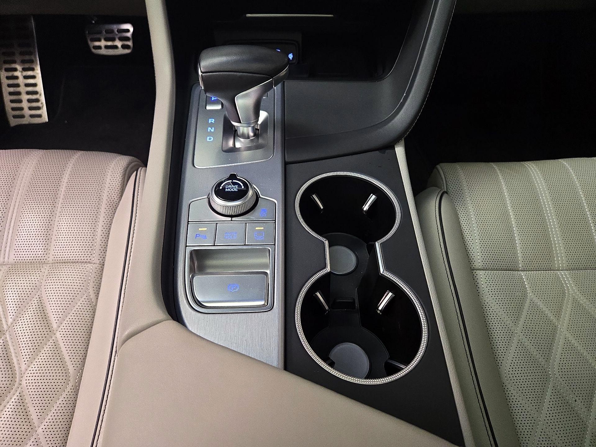 Thumbnail: 2019 Genesis G70 - 18
