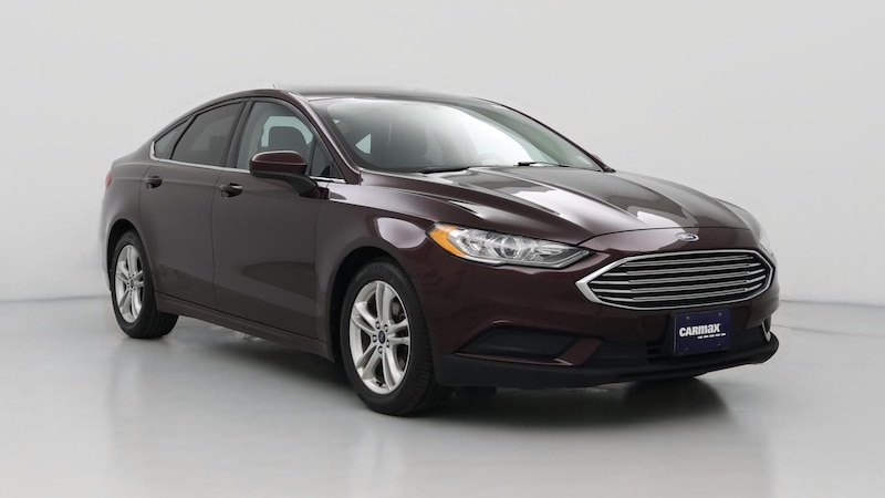 2018 Ford Fusion SE Hero Image