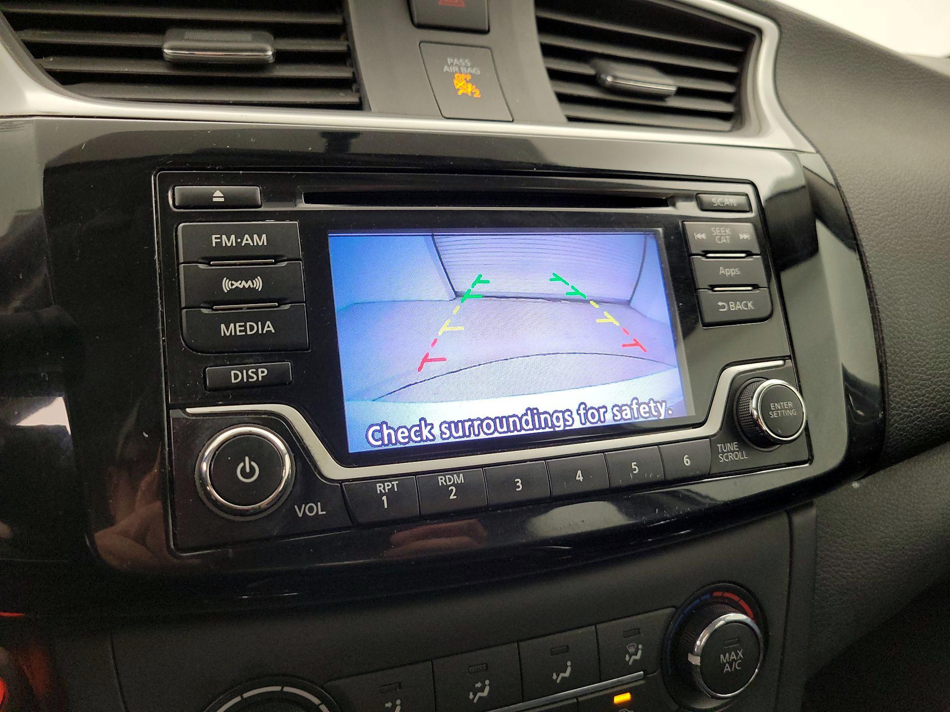 Thumbnail: 2016 Nissan Sentra - 14