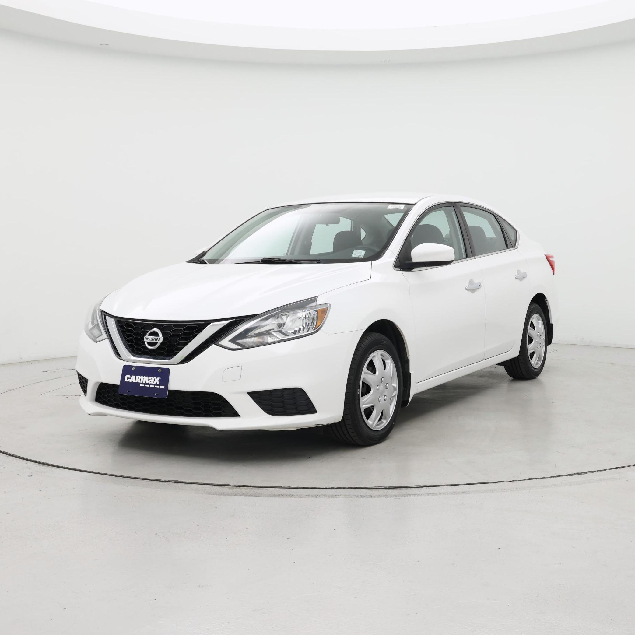 Thumbnail: 2016 Nissan Sentra - 4