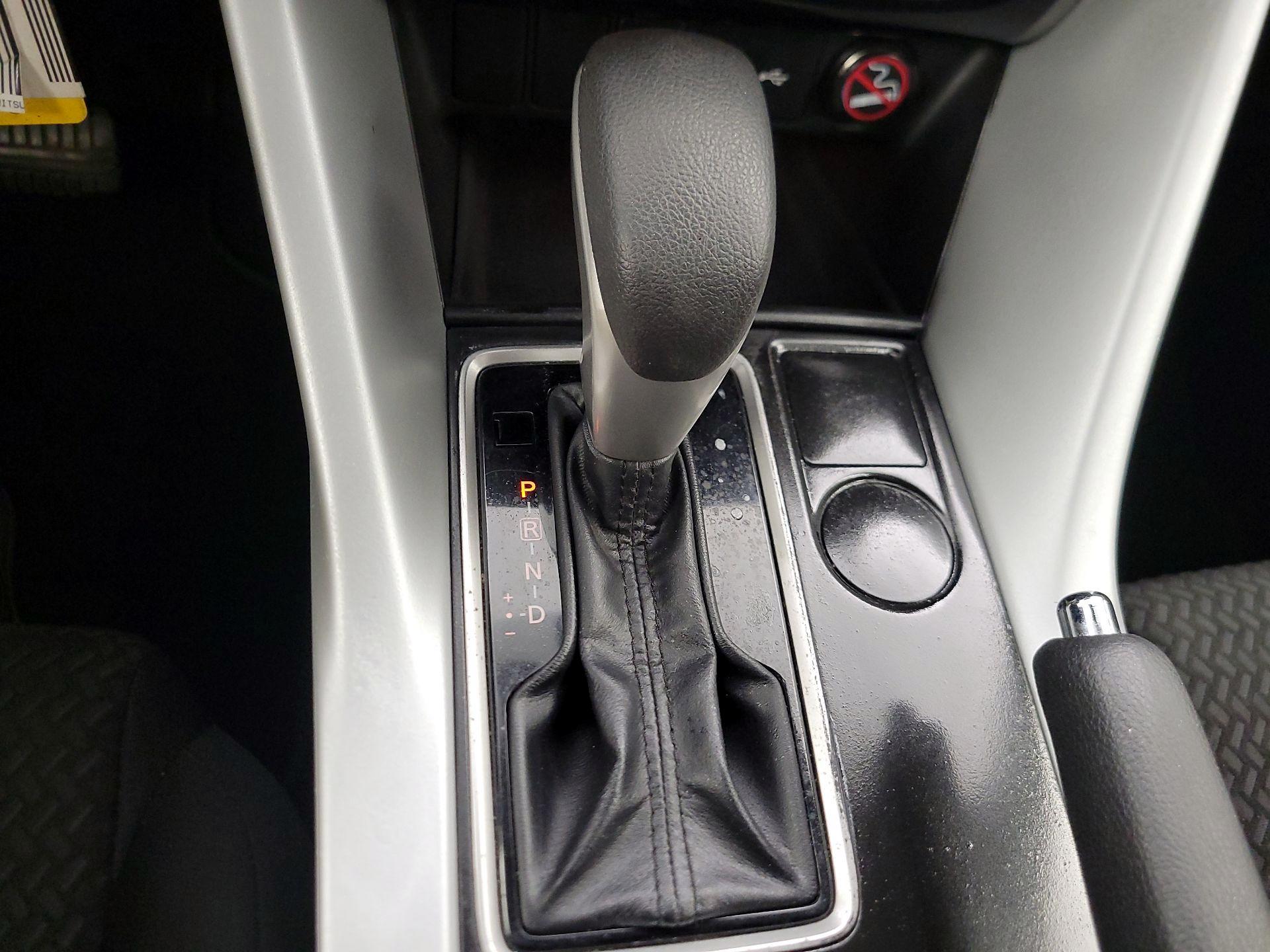 Thumbnail: 2020 Mitsubishi Eclipse Cross - 17