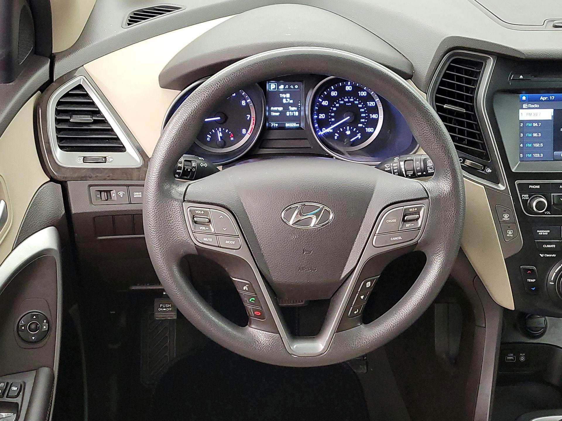 Thumbnail: 2018 Hyundai Santa Fe - 10