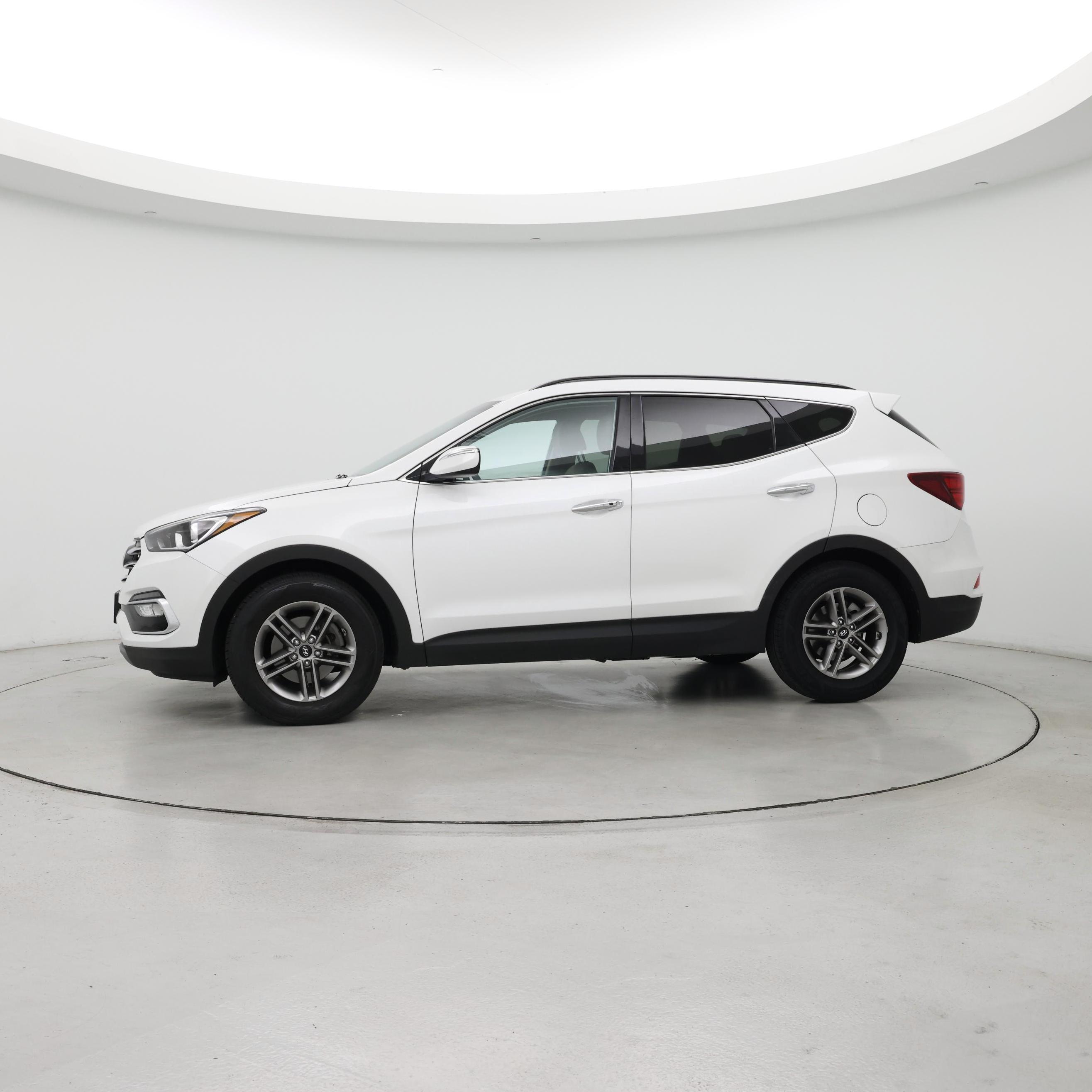 Thumbnail: 2018 Hyundai Santa Fe - 3