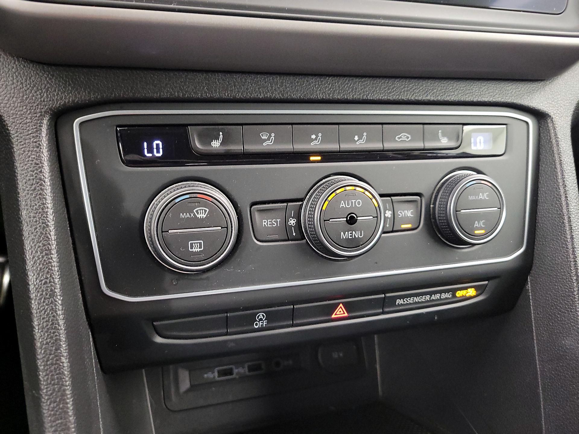 Thumbnail: 2020 Volkswagen Atlas - 16