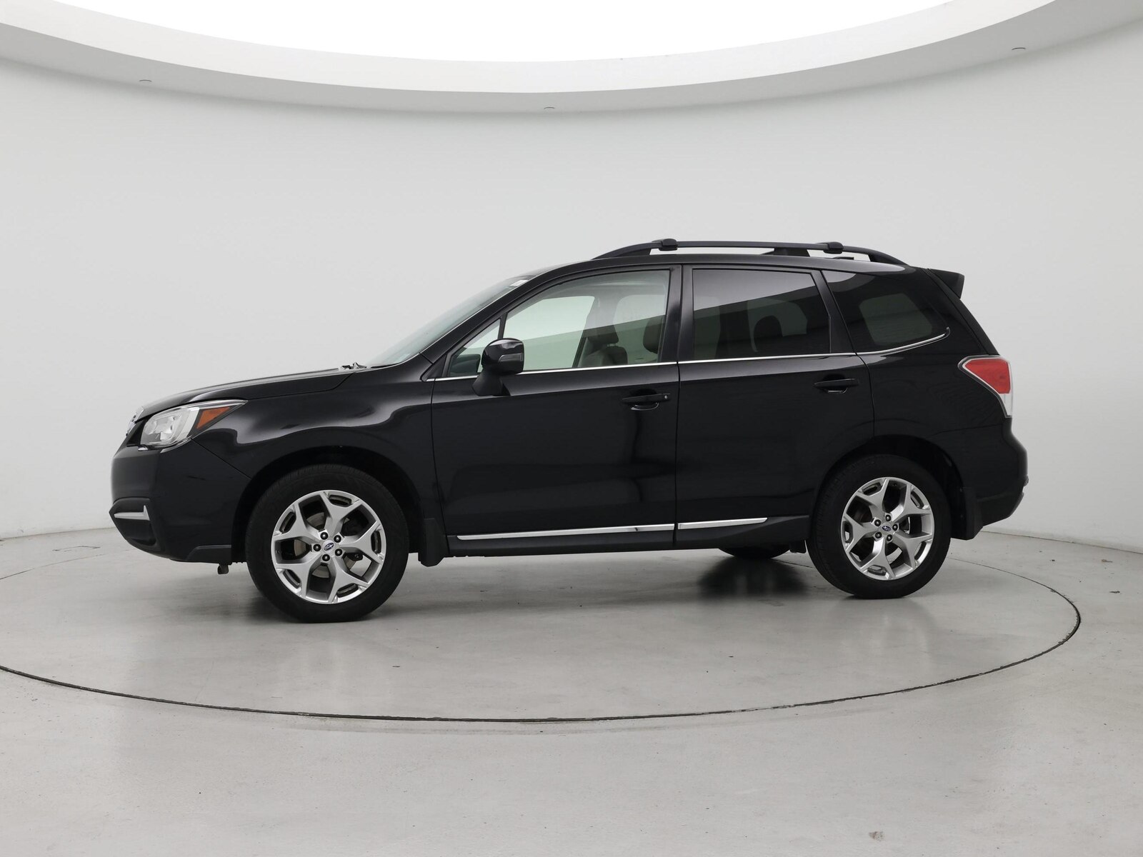 Image 4 of 2017 Subaru Forester 2.5I Touring