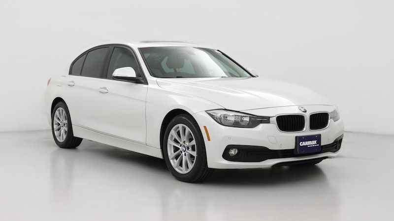 2017 BMW 3 Series 320i Hero Image