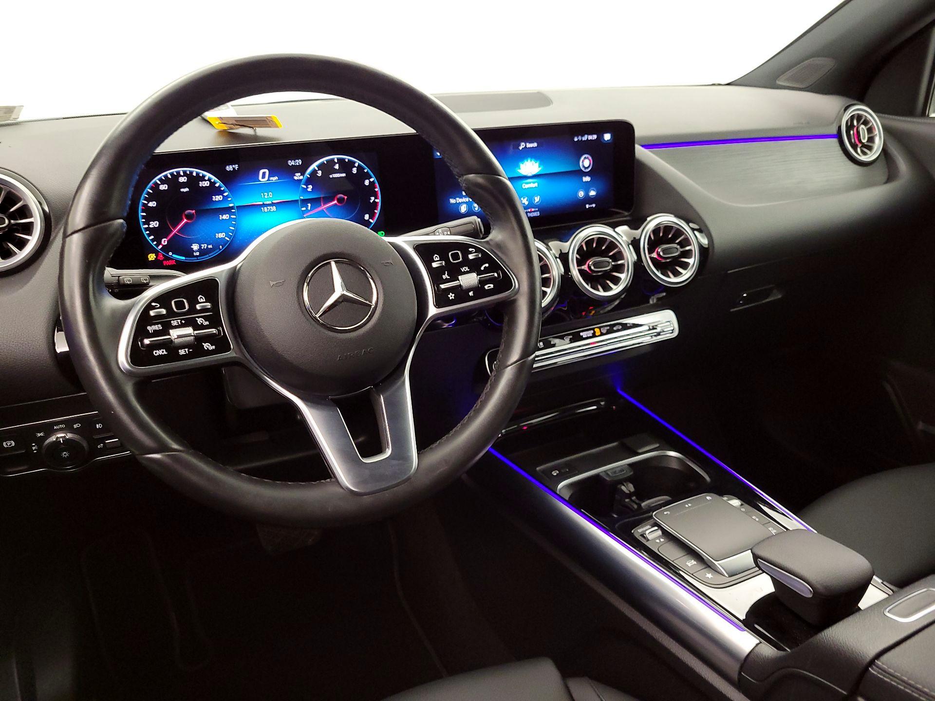 Thumbnail: 2023 Mercedes-Benz GLA - 9