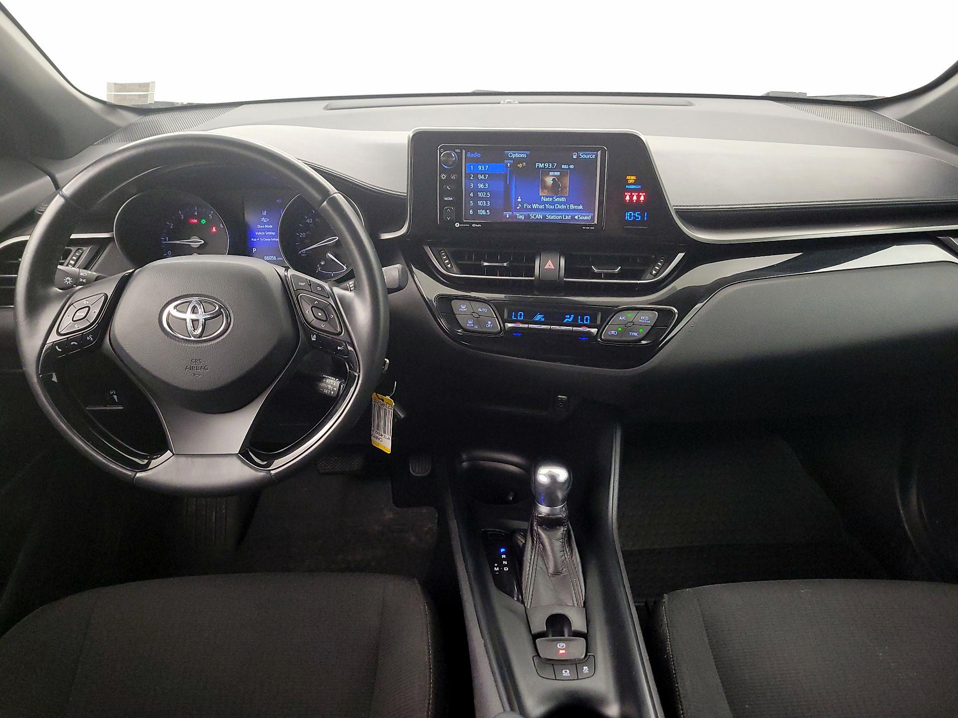 Thumbnail: 2018 Toyota C-HR - 9