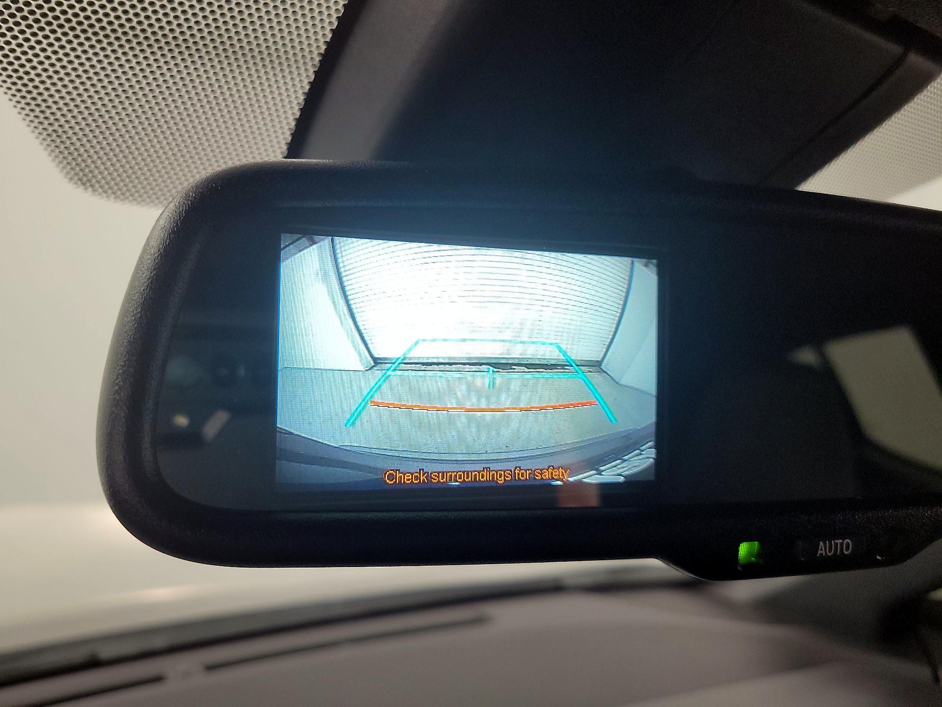 Thumbnail: 2018 Toyota C-HR - 14