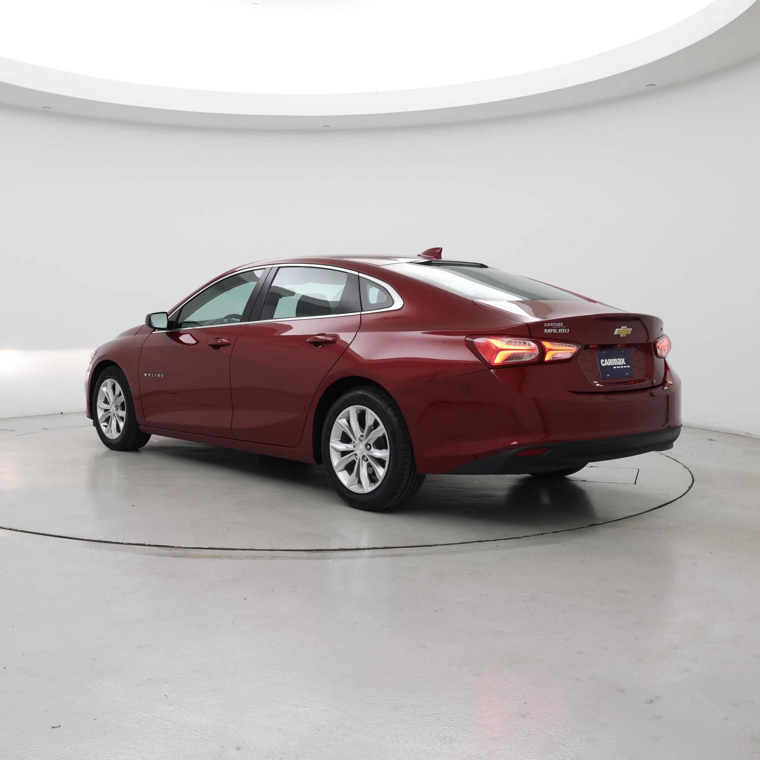 Thumbnail: 2019 Chevrolet Malibu - 2