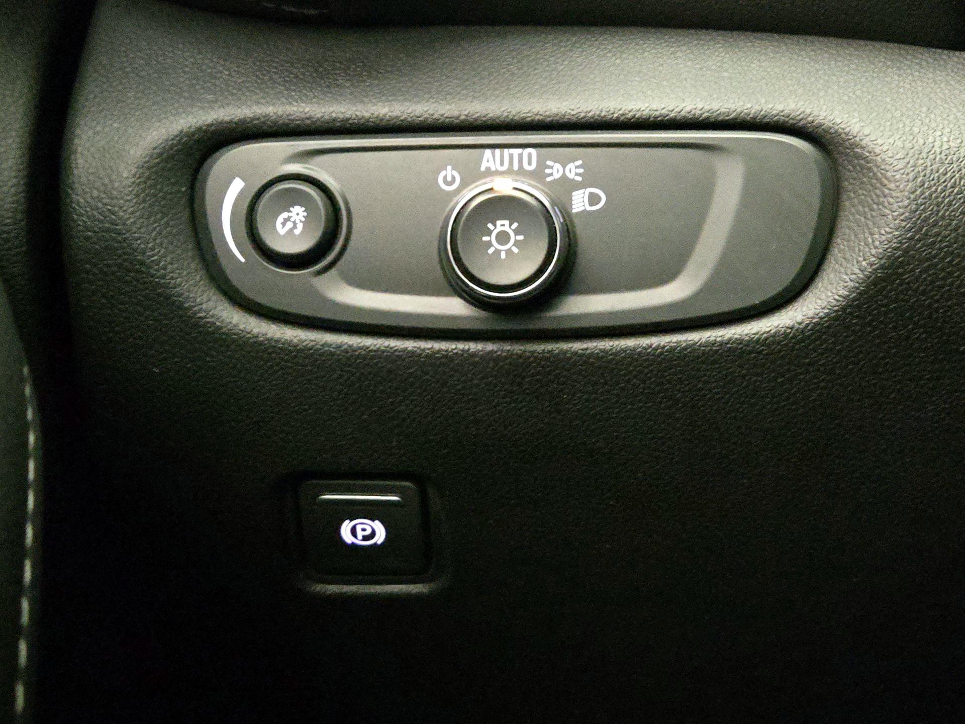 Thumbnail: 2023 Chevrolet Blazer - 13