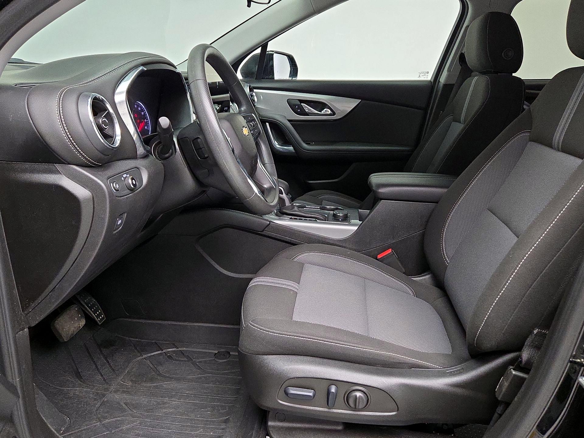 Thumbnail: 2023 Chevrolet Blazer - 11