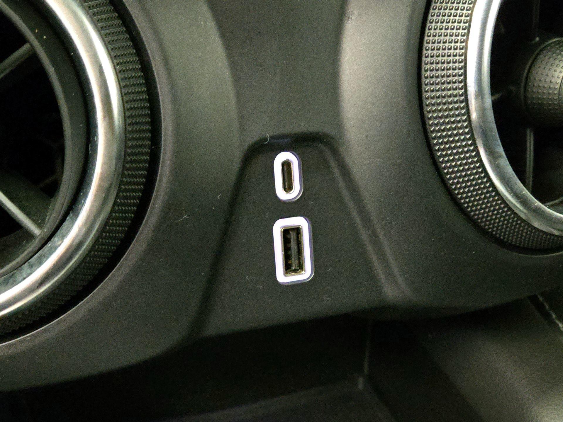 Thumbnail: 2023 Chevrolet Blazer - 18