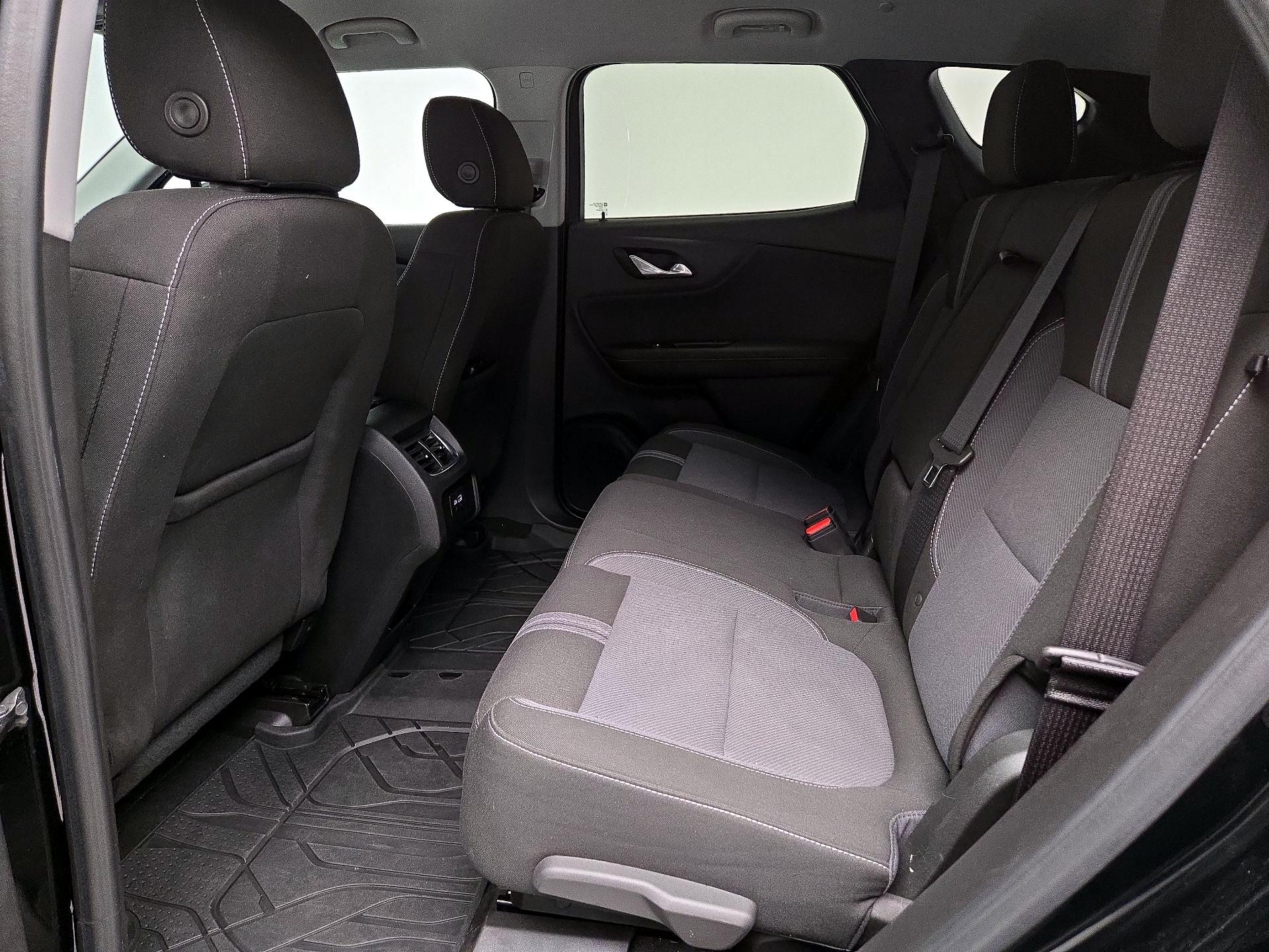 Thumbnail: 2023 Chevrolet Blazer - 19