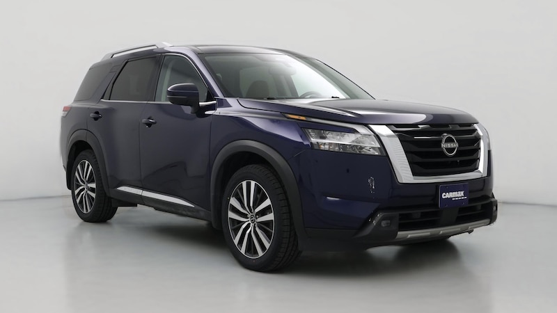 2022 Nissan Pathfinder Platinum Hero Image