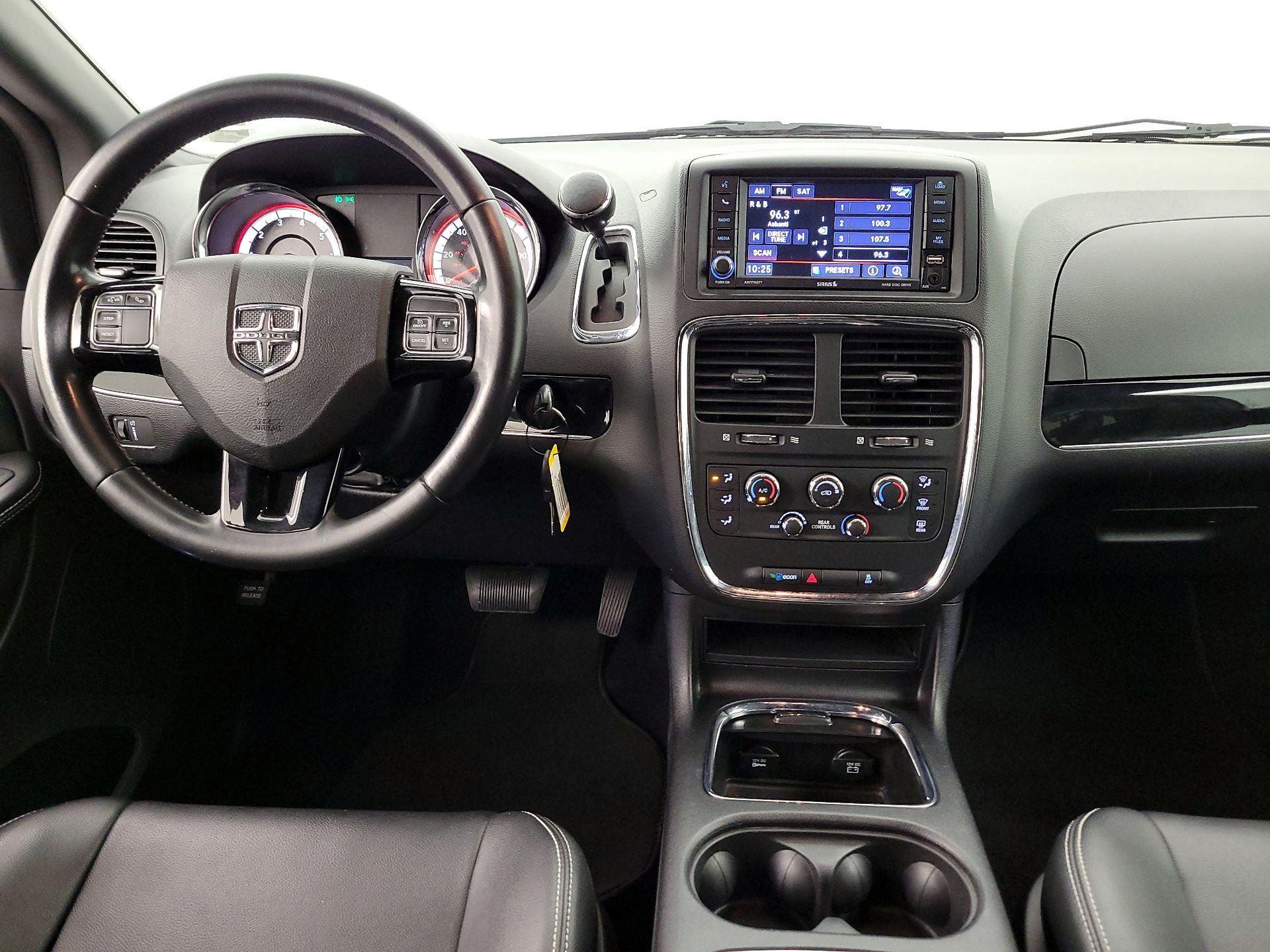 Thumbnail: 2019 Dodge Grand Caravan - 9