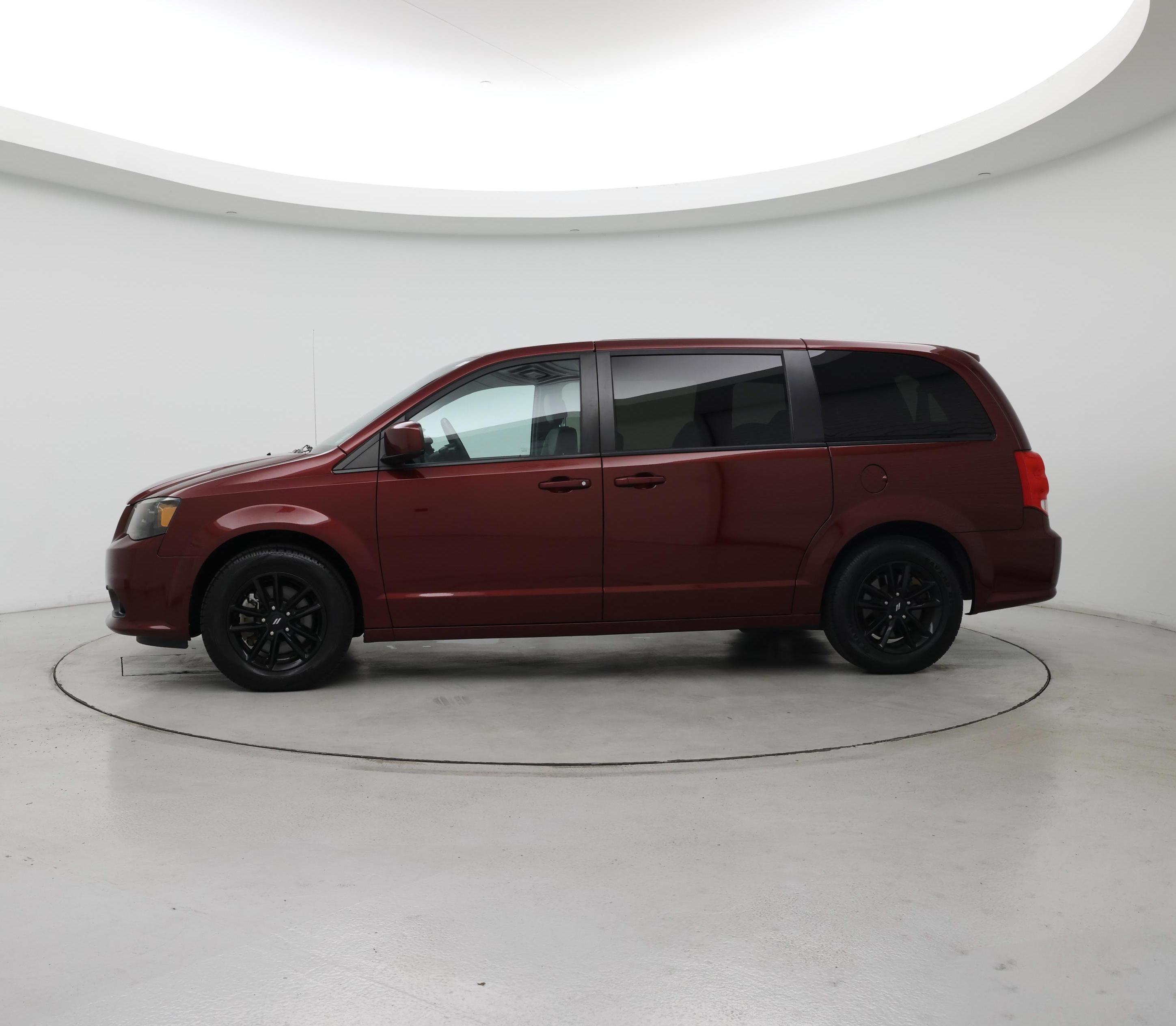 Thumbnail: 2019 Dodge Grand Caravan - 3