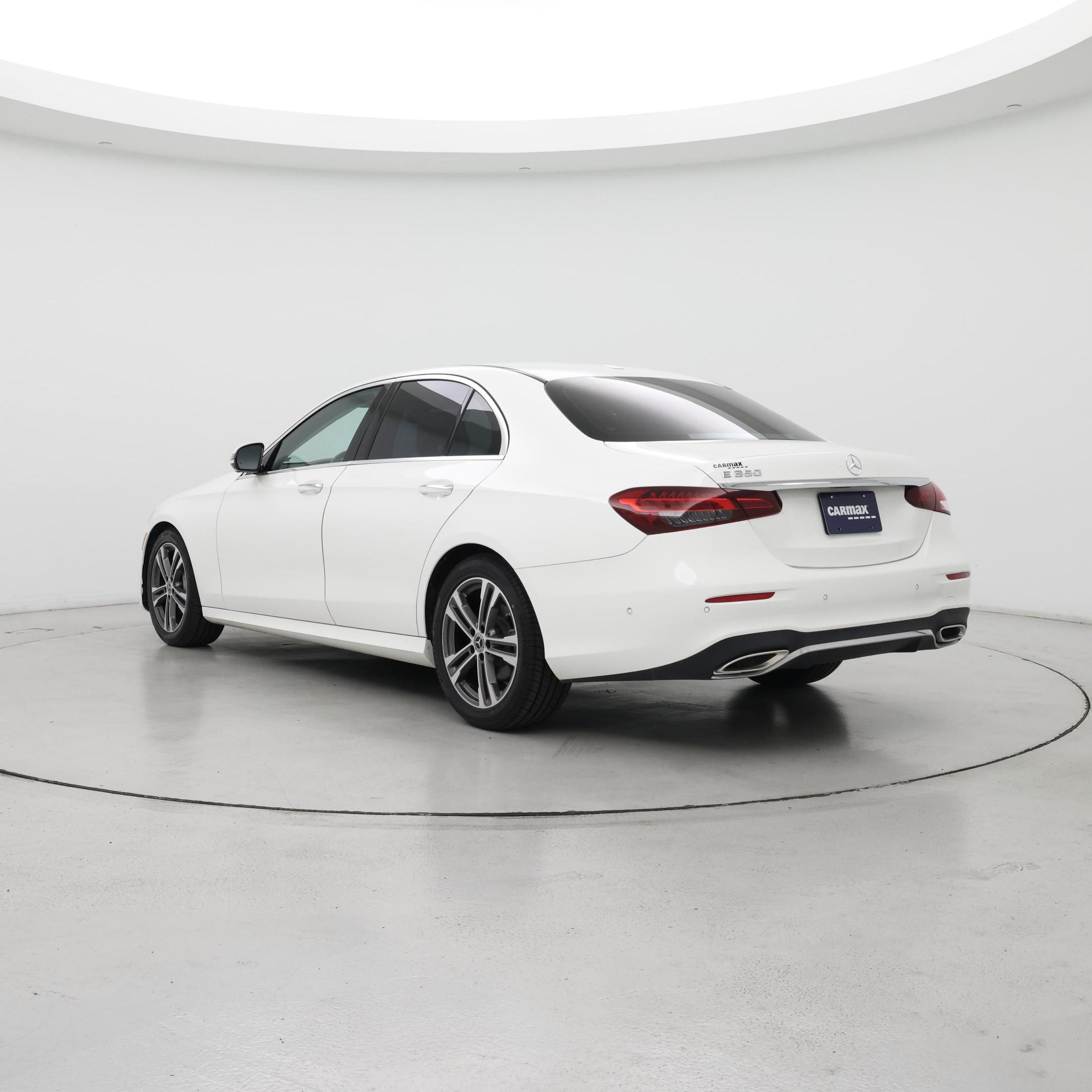 Thumbnail: 2021 Mercedes-Benz E-Class - 2