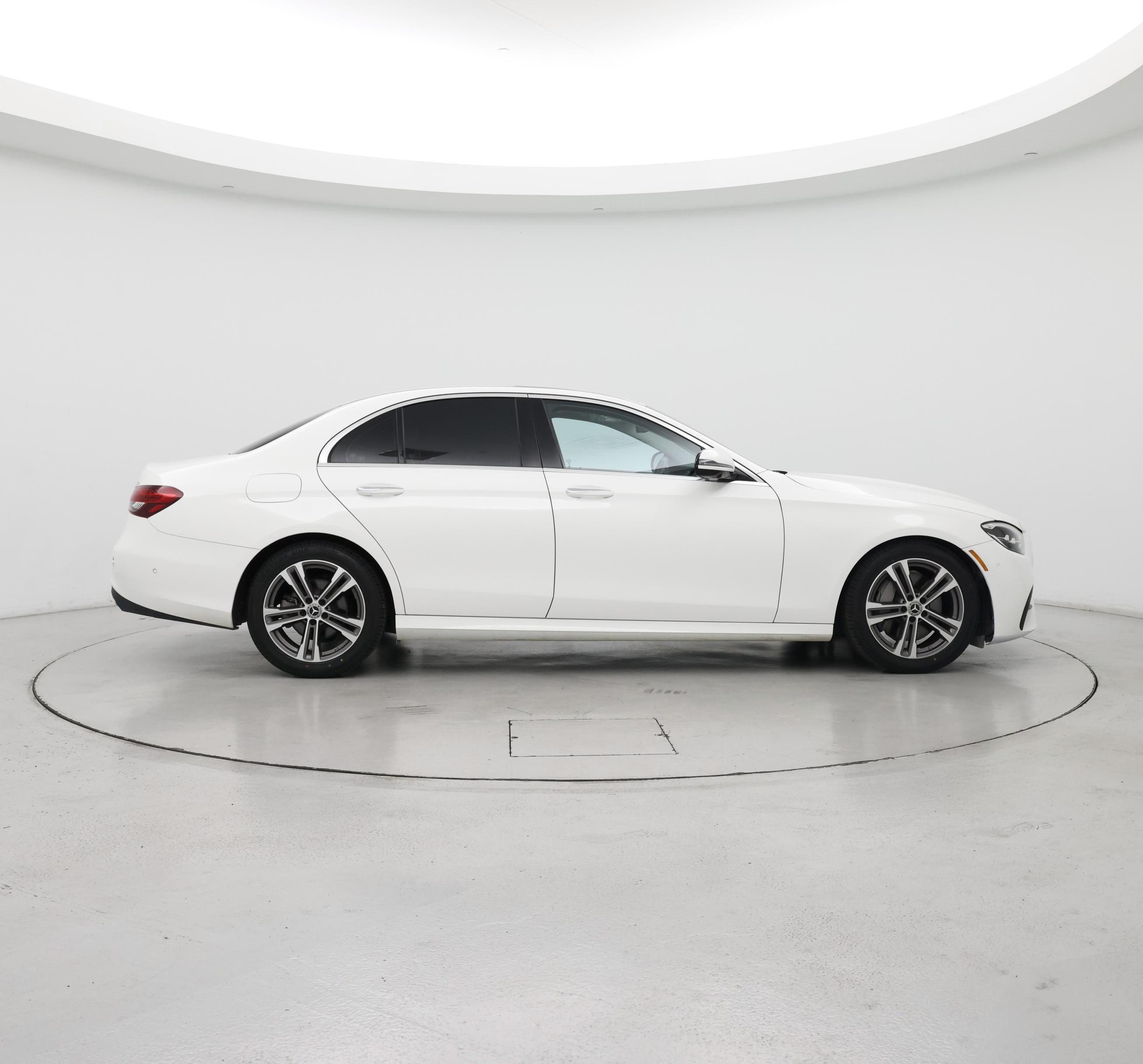 Thumbnail: 2021 Mercedes-Benz E-Class - 7