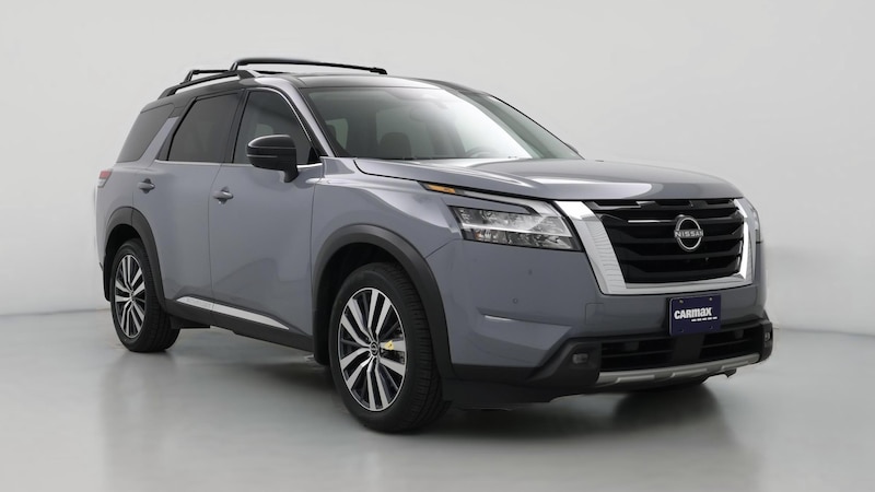 2022 Nissan Pathfinder Platinum Hero Image
