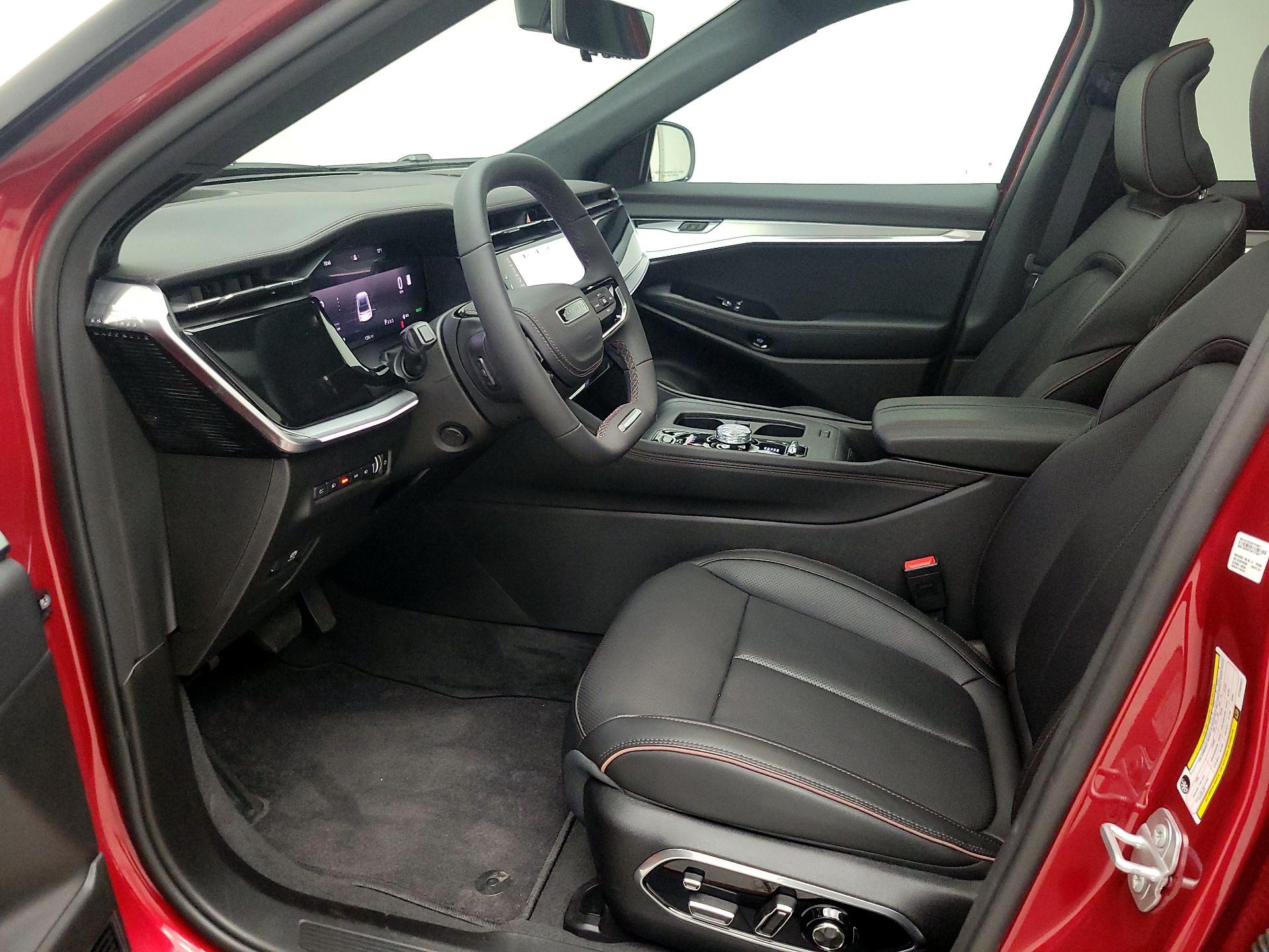 Thumbnail: 2025 Jeep Wagoneer S - 11