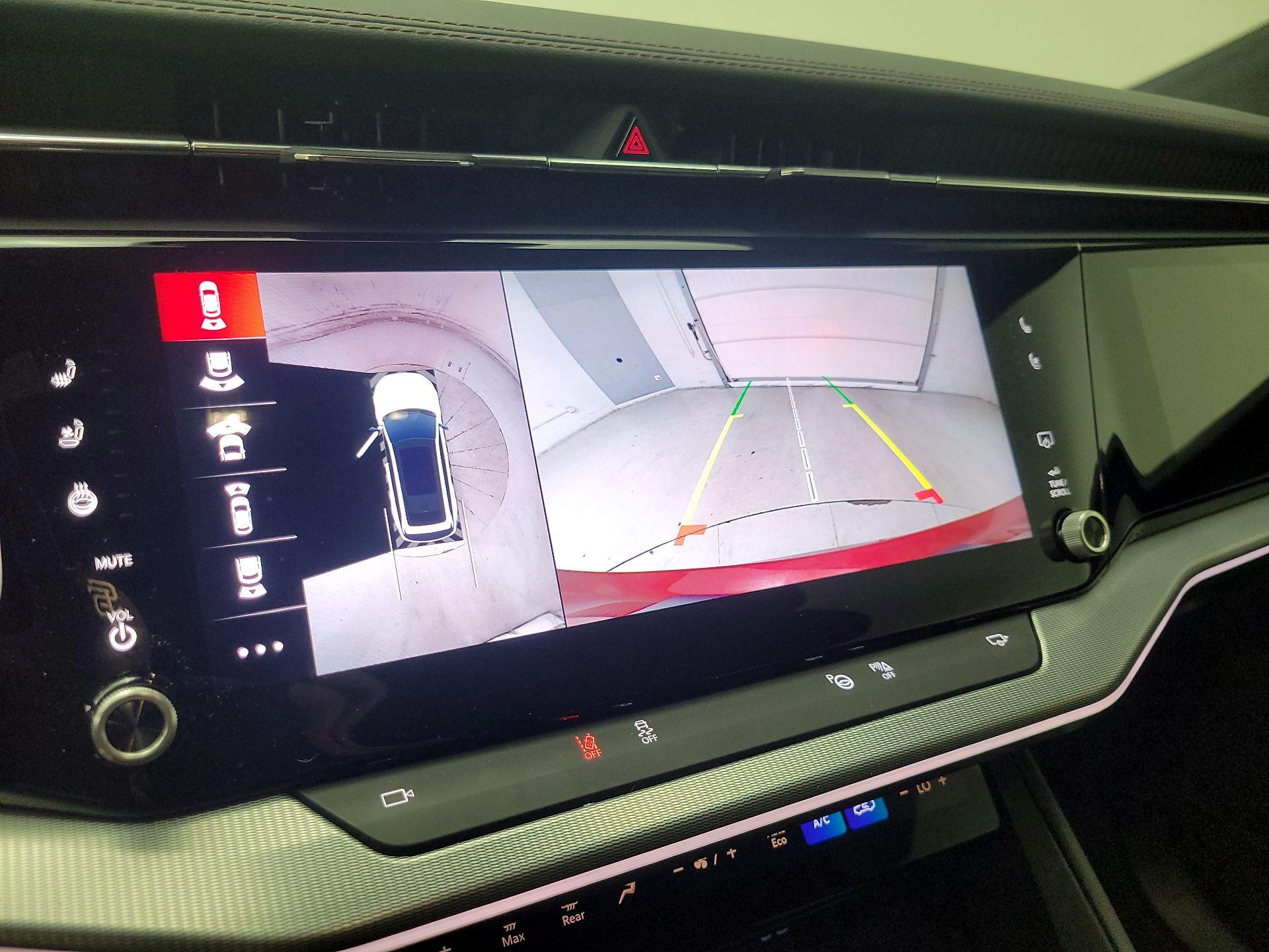 Thumbnail: 2025 Jeep Wagoneer S - 15