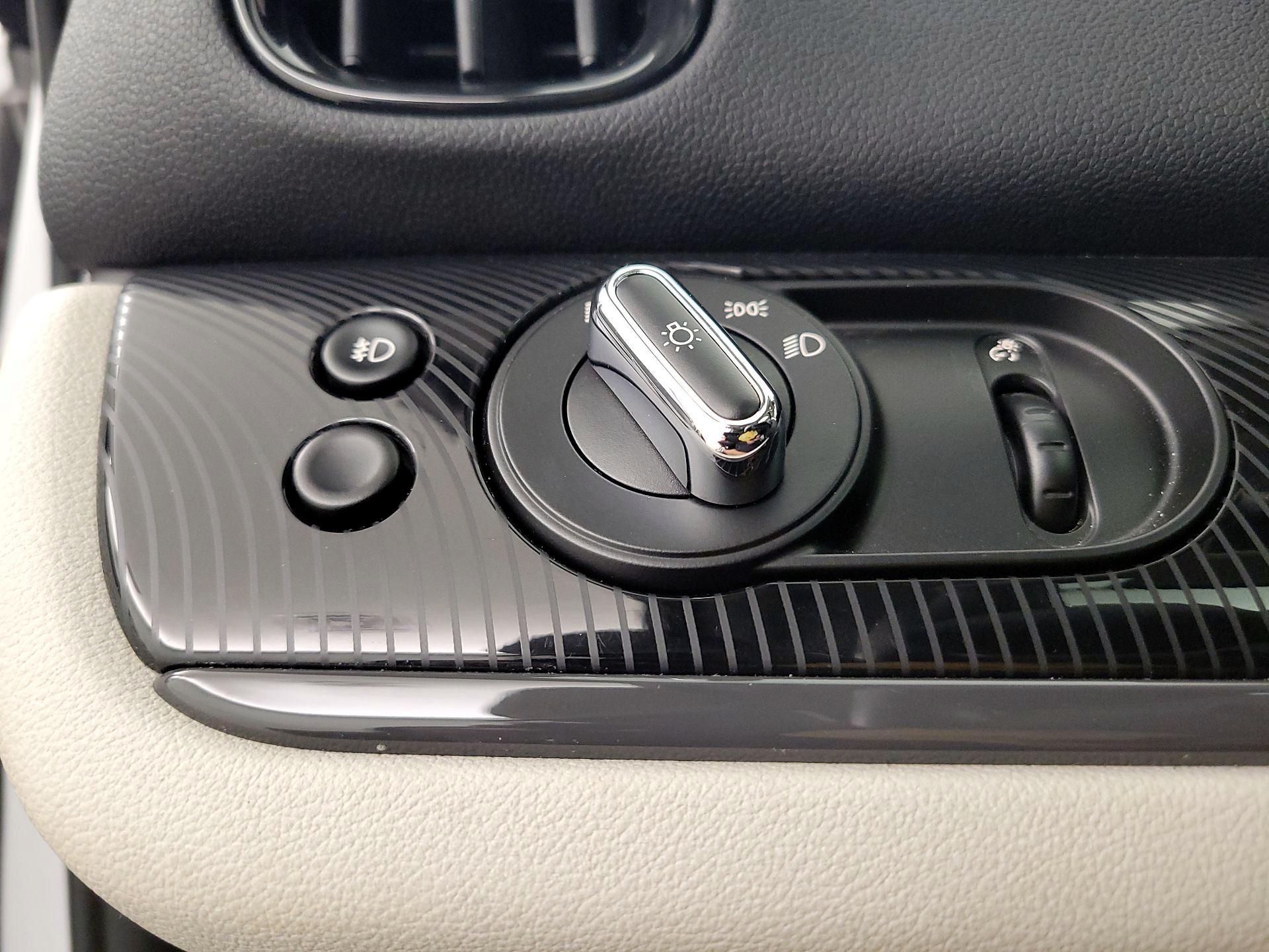 Thumbnail: 2019 MINI Cooper Countryman - 13