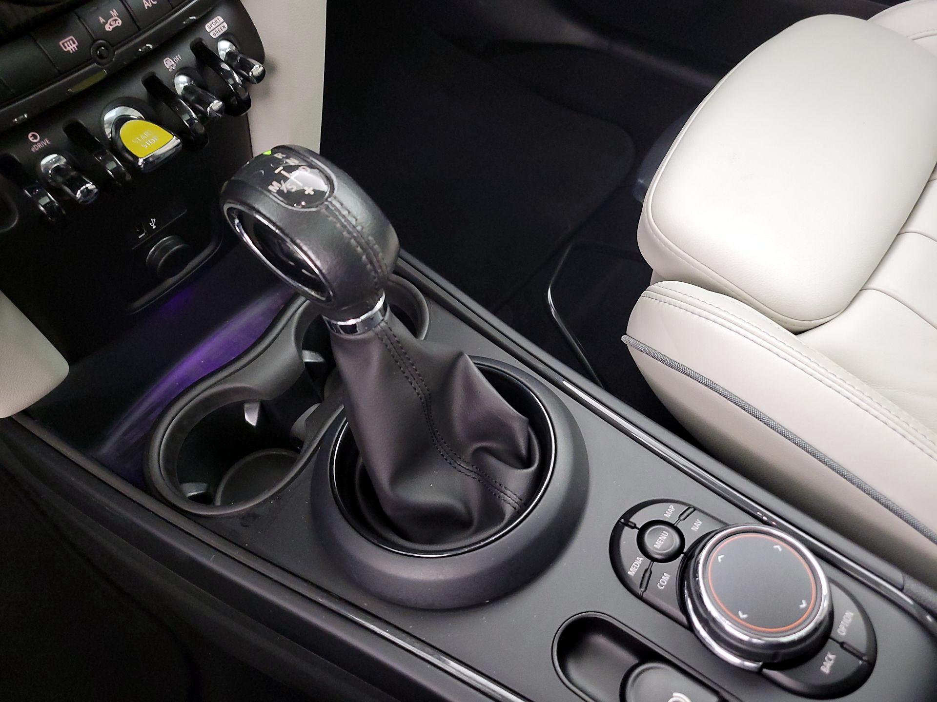 Thumbnail: 2019 MINI Cooper Countryman - 17