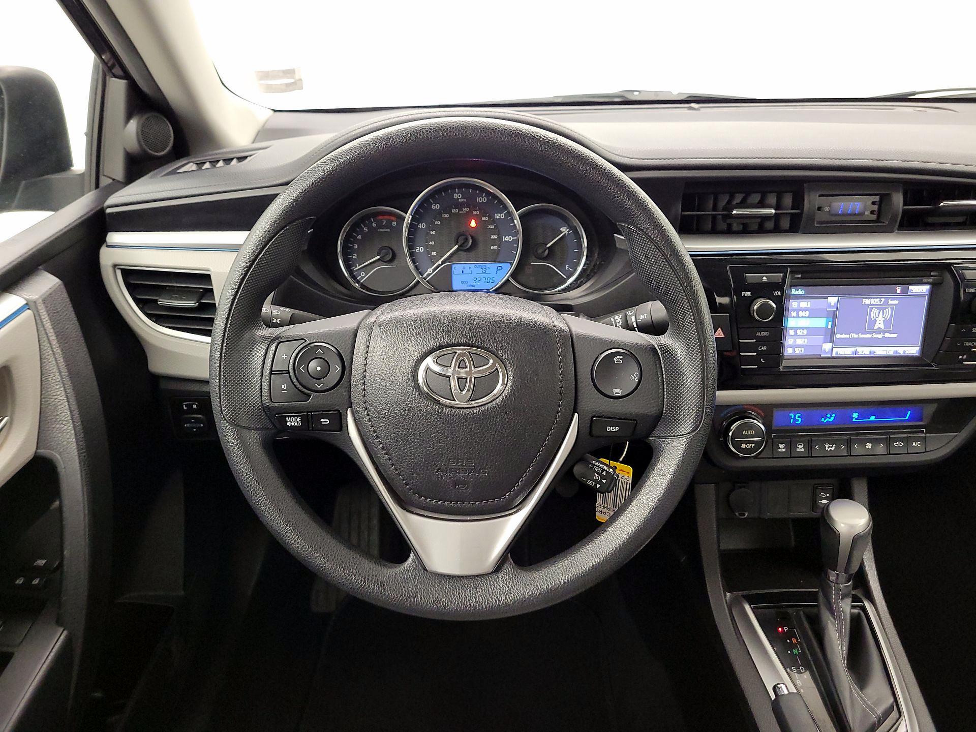 Thumbnail: 2014 Toyota Corolla - 10