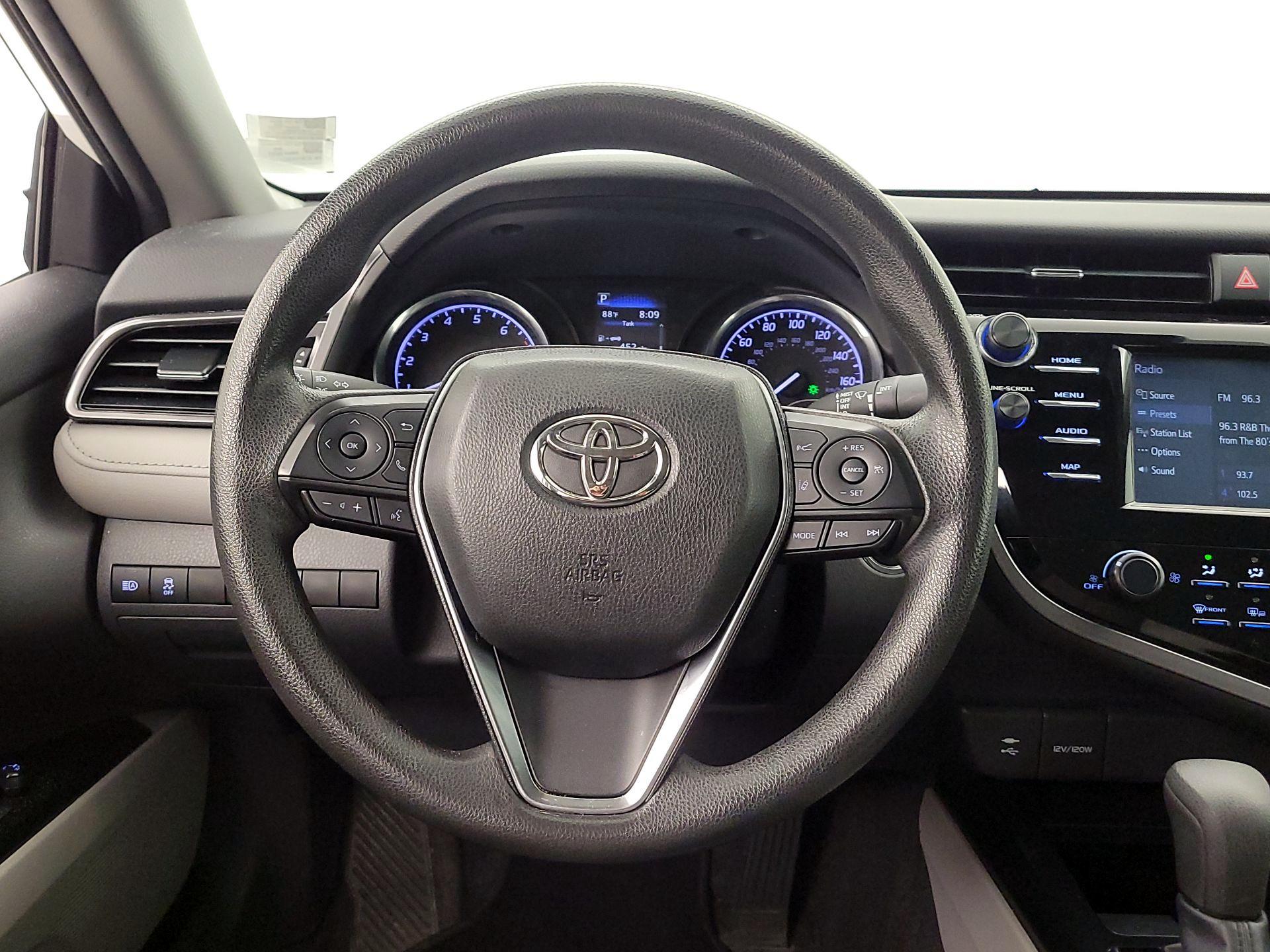 Thumbnail: 2019 Toyota Camry - 10