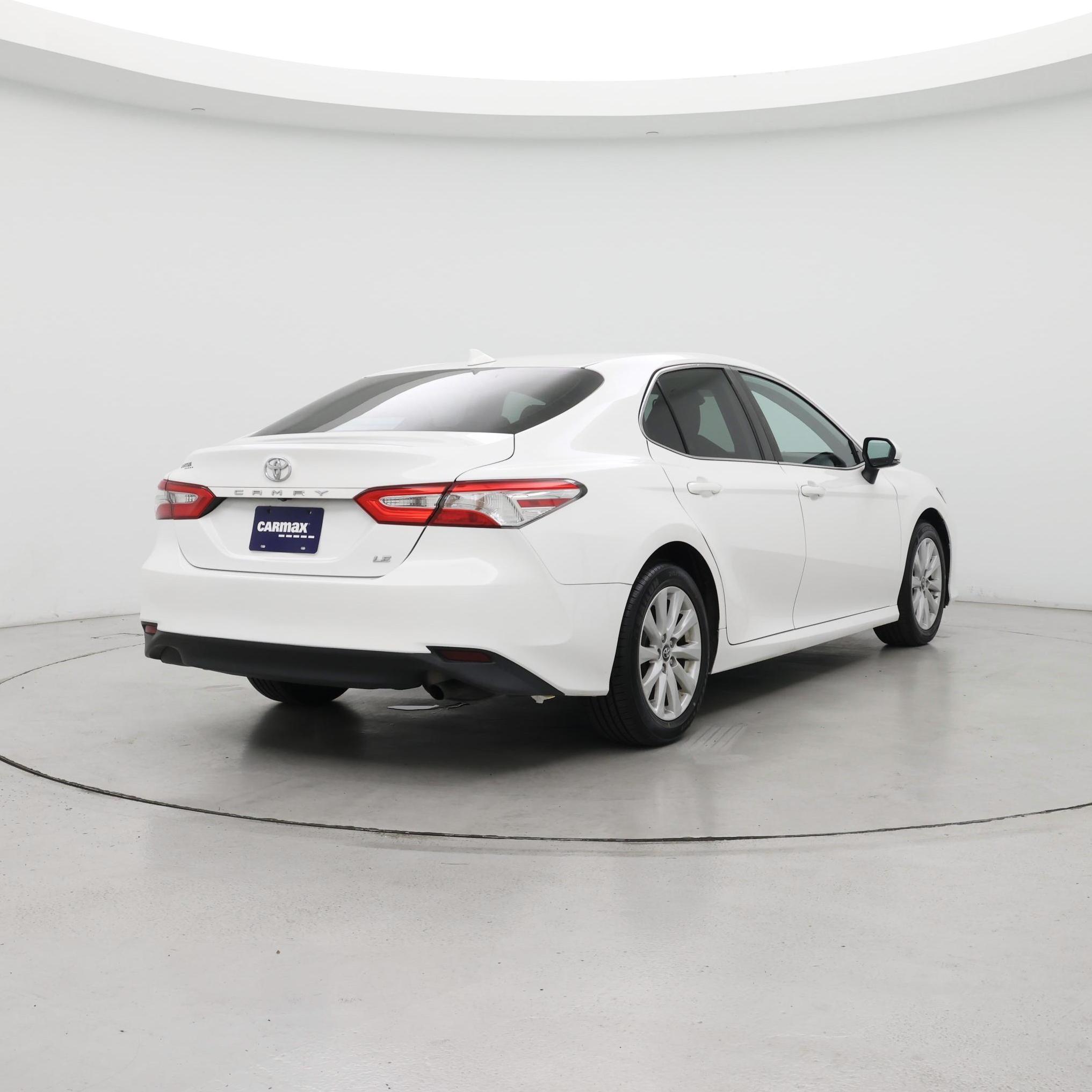 Thumbnail: 2019 Toyota Camry - 8