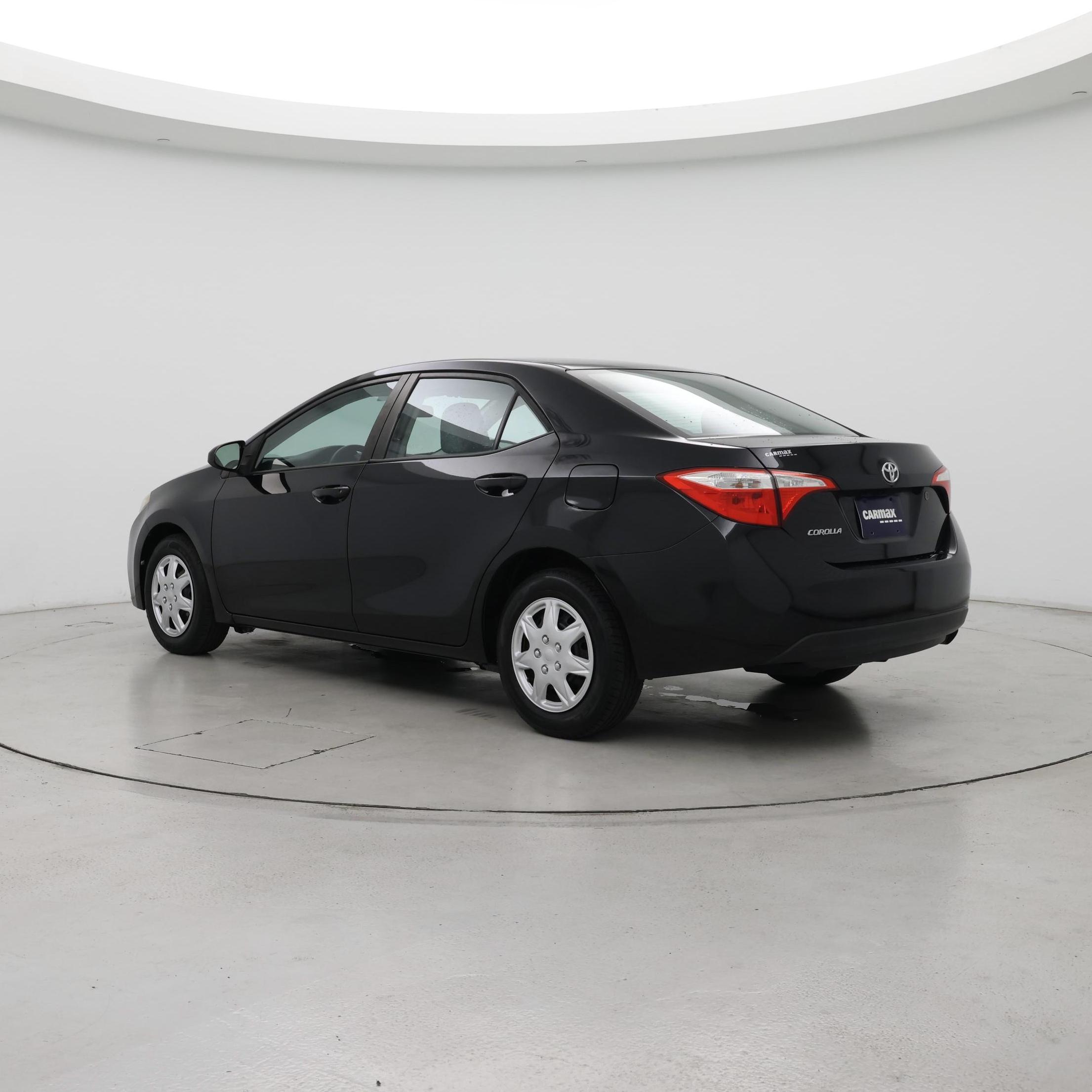 Thumbnail: 2015 Toyota Corolla - 2