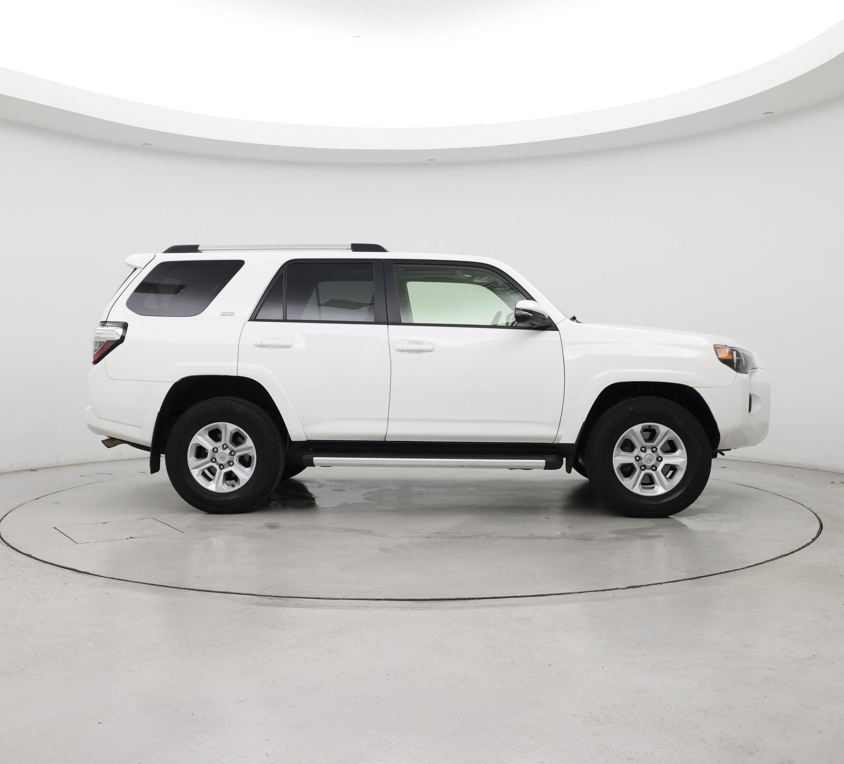Thumbnail: 2023 Toyota 4Runner - 7