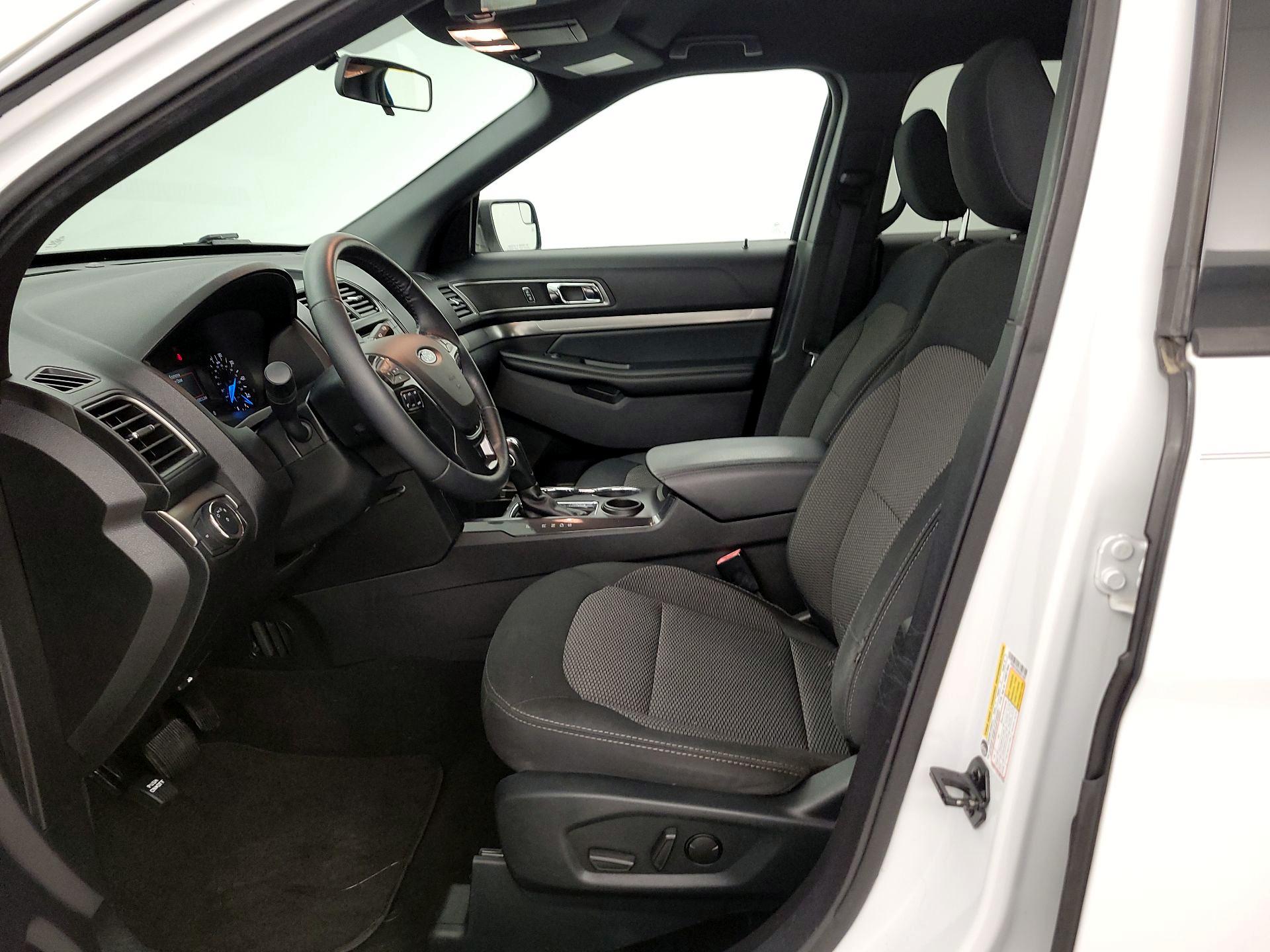 Thumbnail: 2019 Ford Explorer - 11
