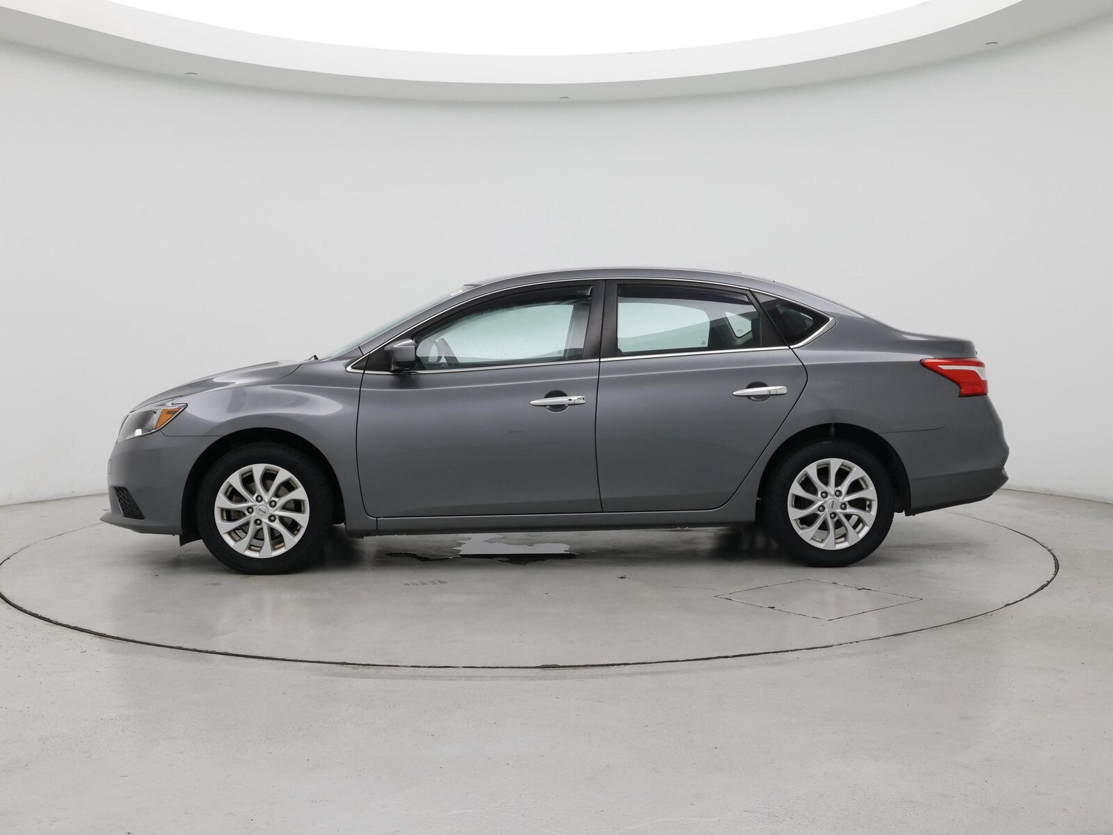 Image 4 of 2019 Nissan Sentra SV