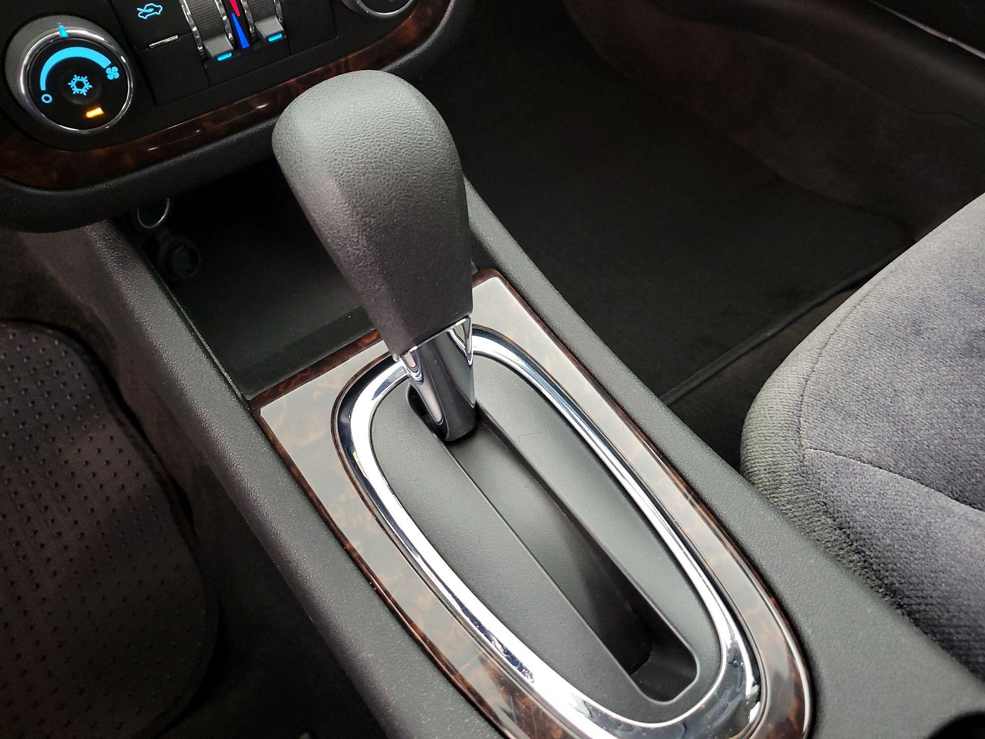 Thumbnail: 2016 Chevrolet Impala - 16