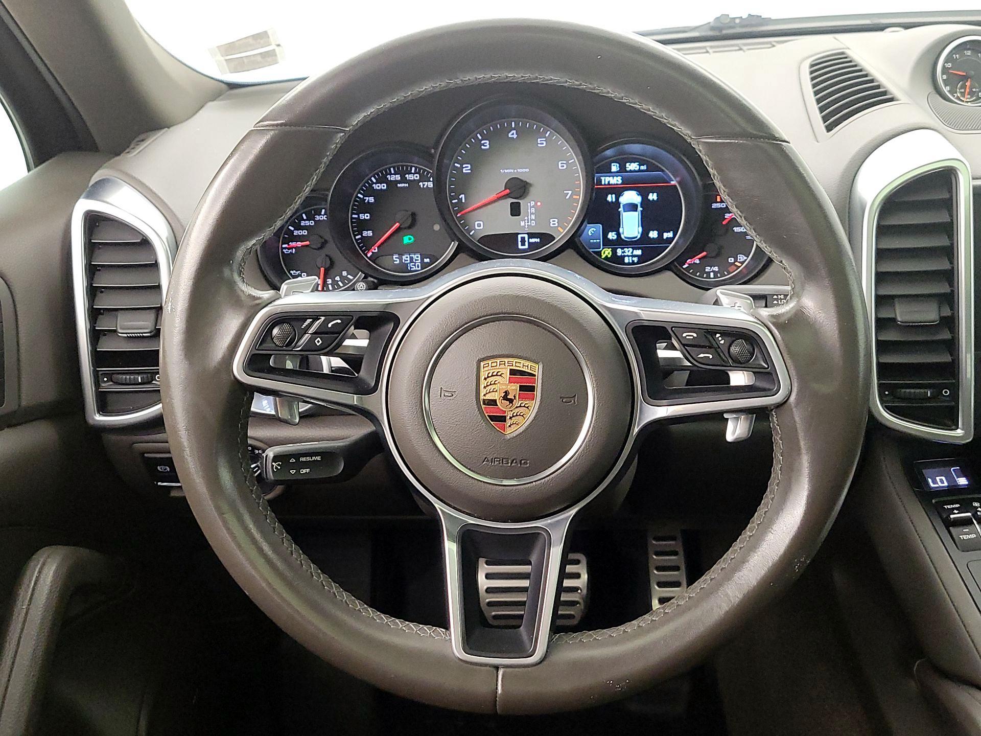 Thumbnail: 2017 Porsche Cayenne - 10