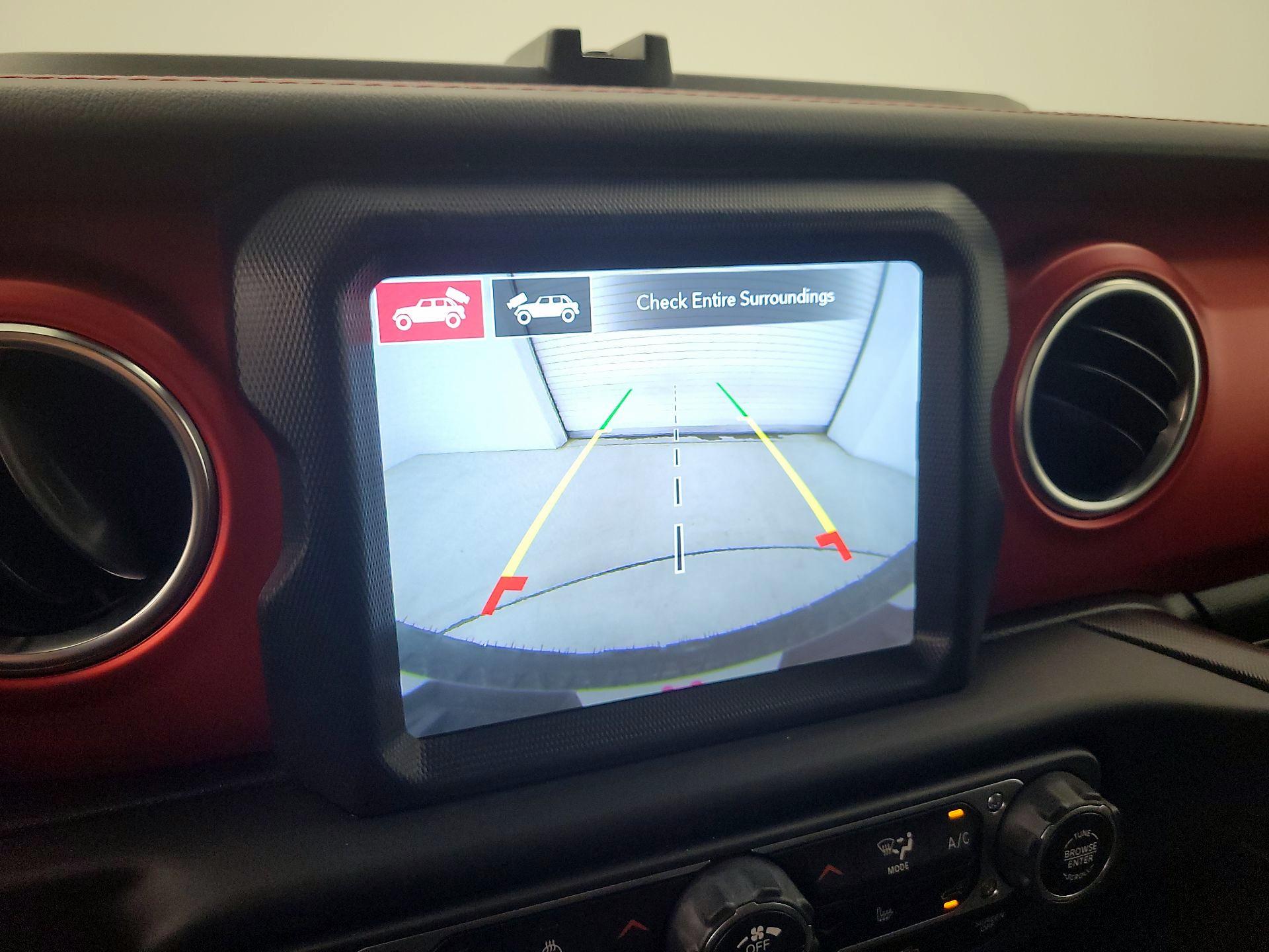 Thumbnail: 2021 Jeep Wrangler - 15