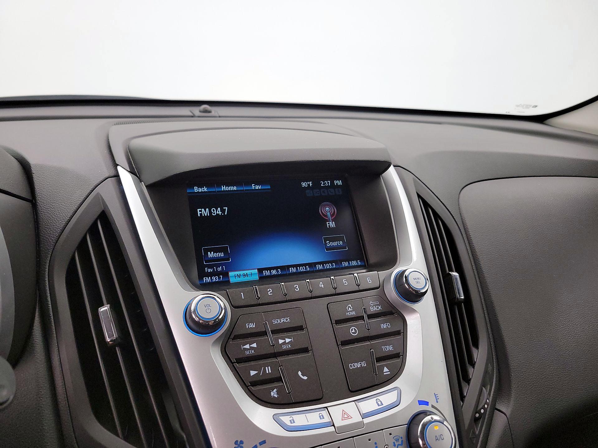 Thumbnail: 2015 Chevrolet Equinox - 15