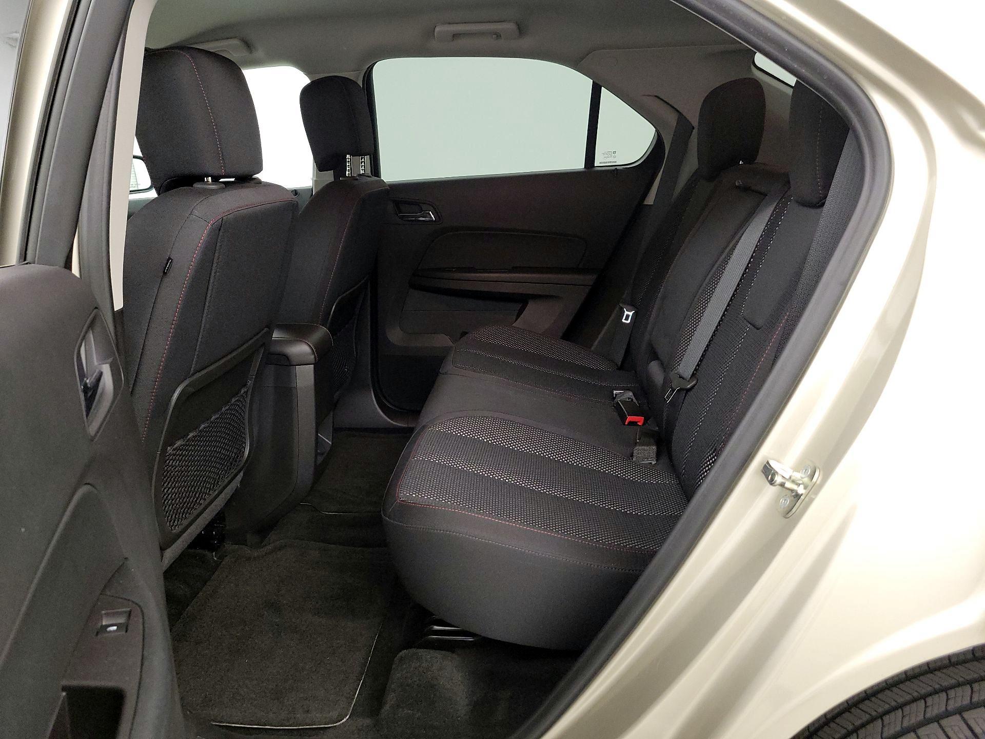 Thumbnail: 2015 Chevrolet Equinox - 19