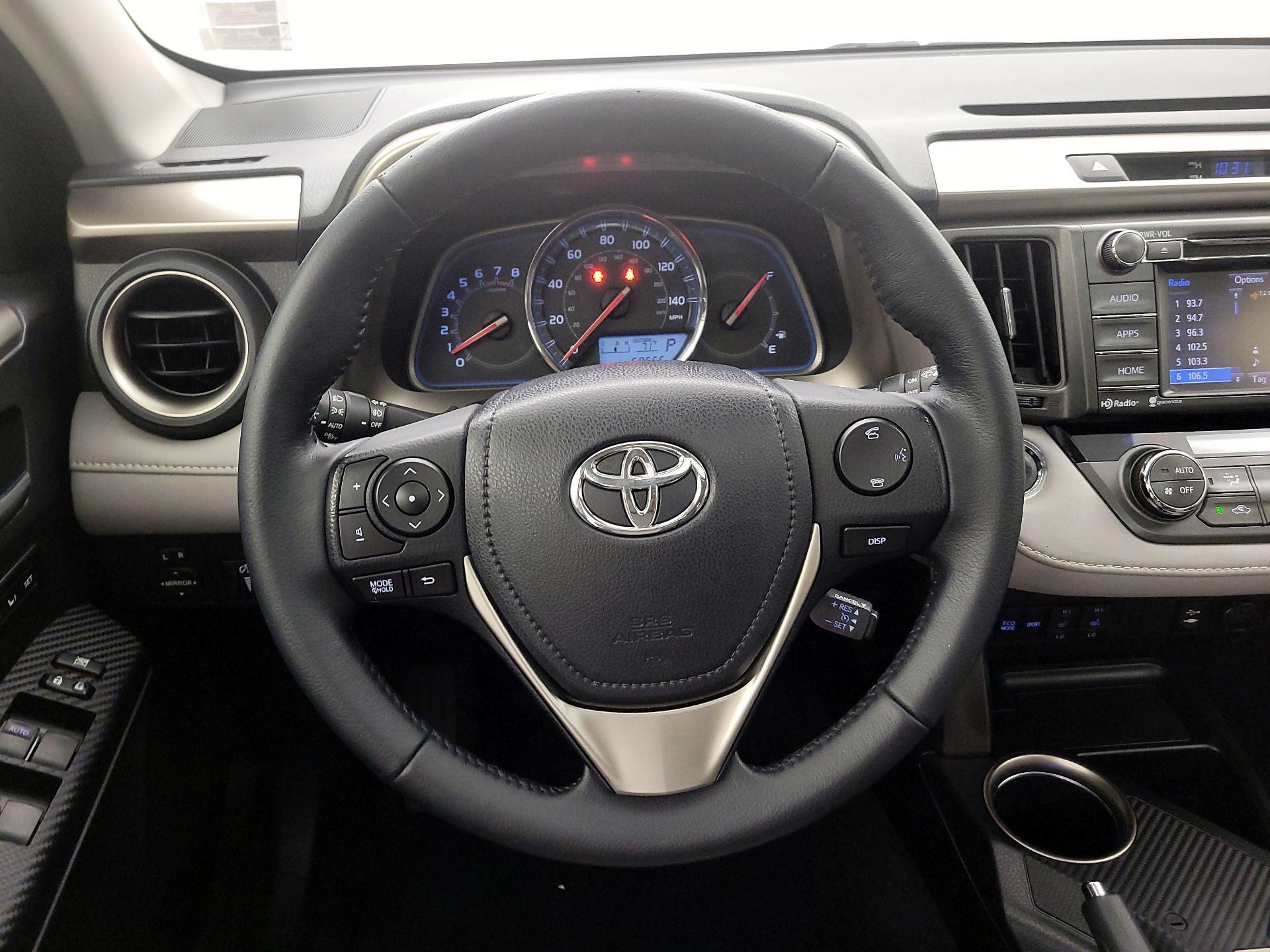 Thumbnail: 2014 Toyota RAV4 - 10